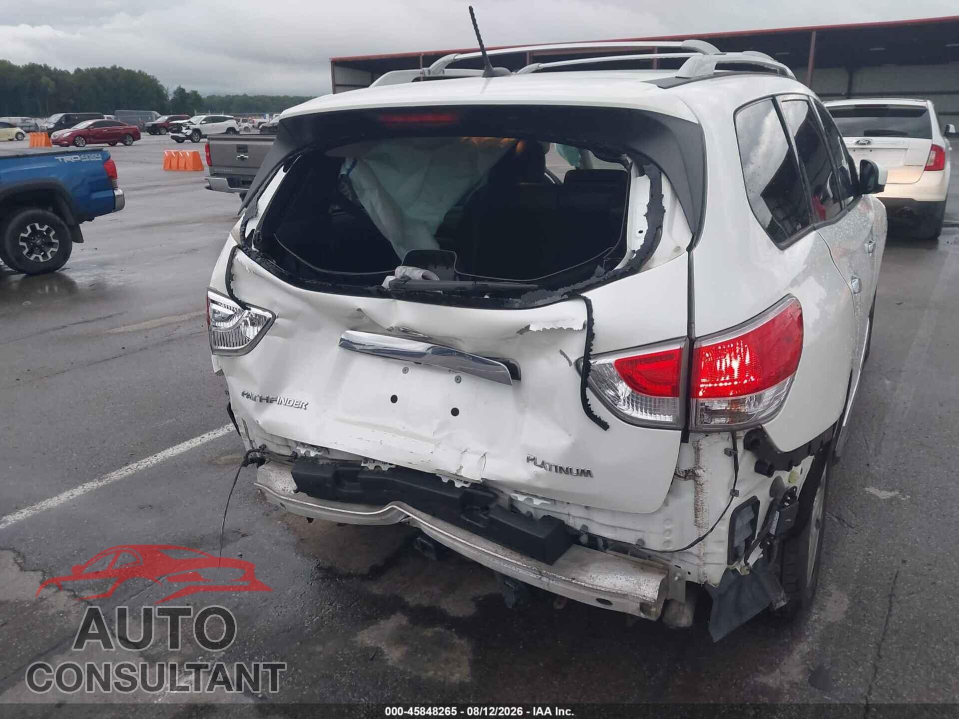 NISSAN PATHFINDER 2015 - 5N1AR2MN7FC705828