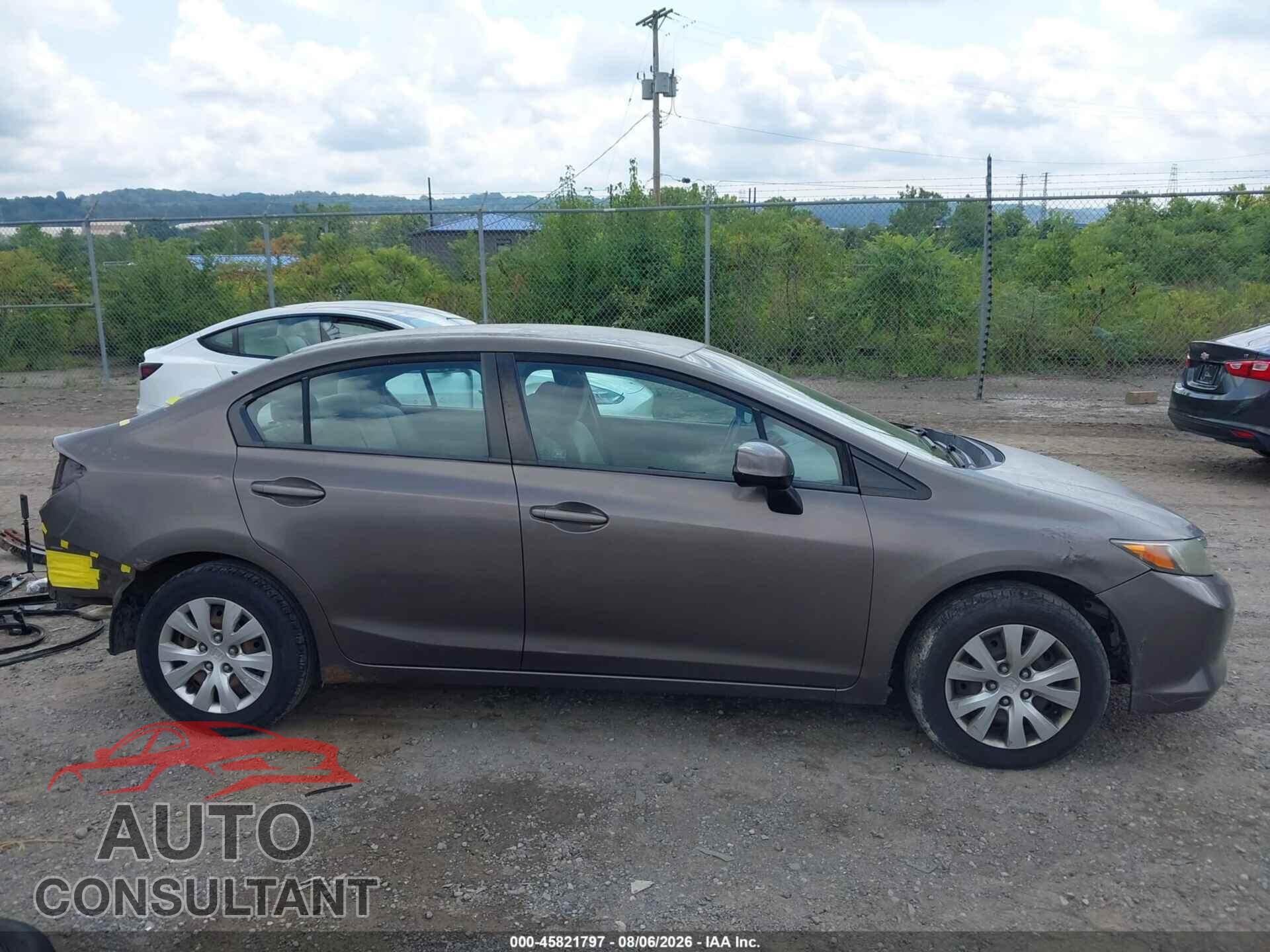 HONDA CIVIC 2012 - 2HGFB2F56CH578575