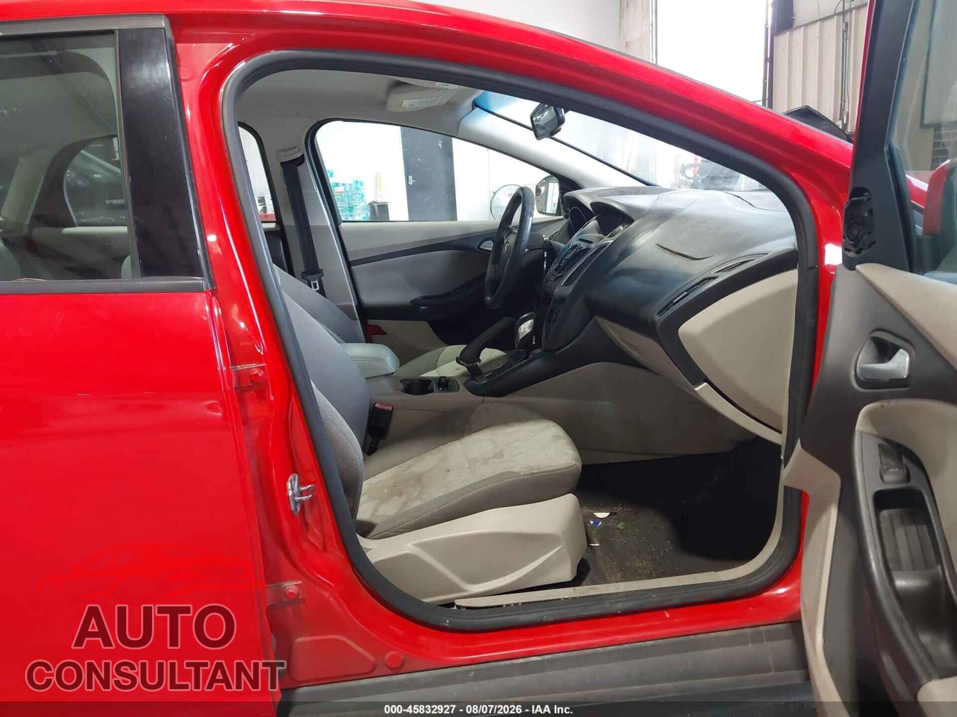 FORD FOCUS 2013 - 1FADP3F25DL260492