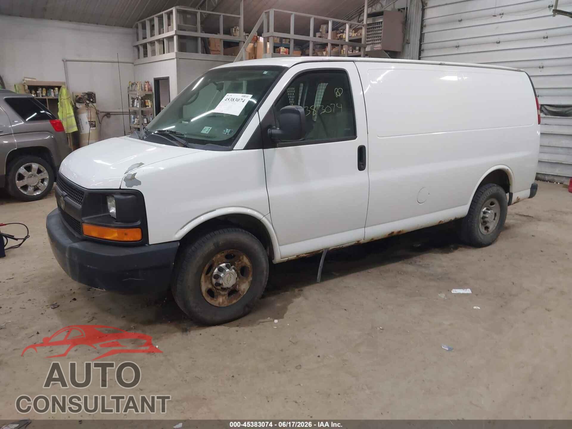 CHEVROLET EXPRESS 2500 2012 - 1GCWGFCA7C1152546