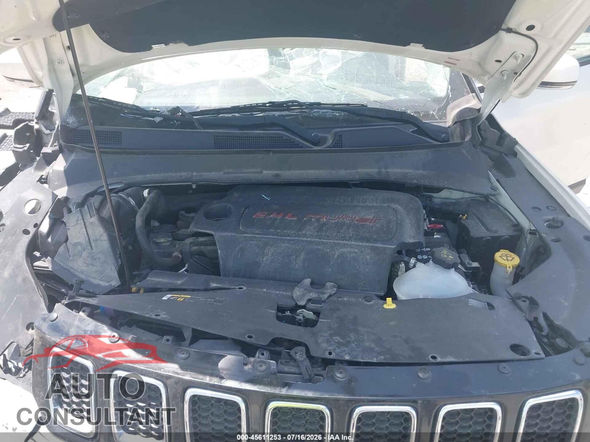 JEEP COMPASS 2018 - 3C4NJDCB0JT401799