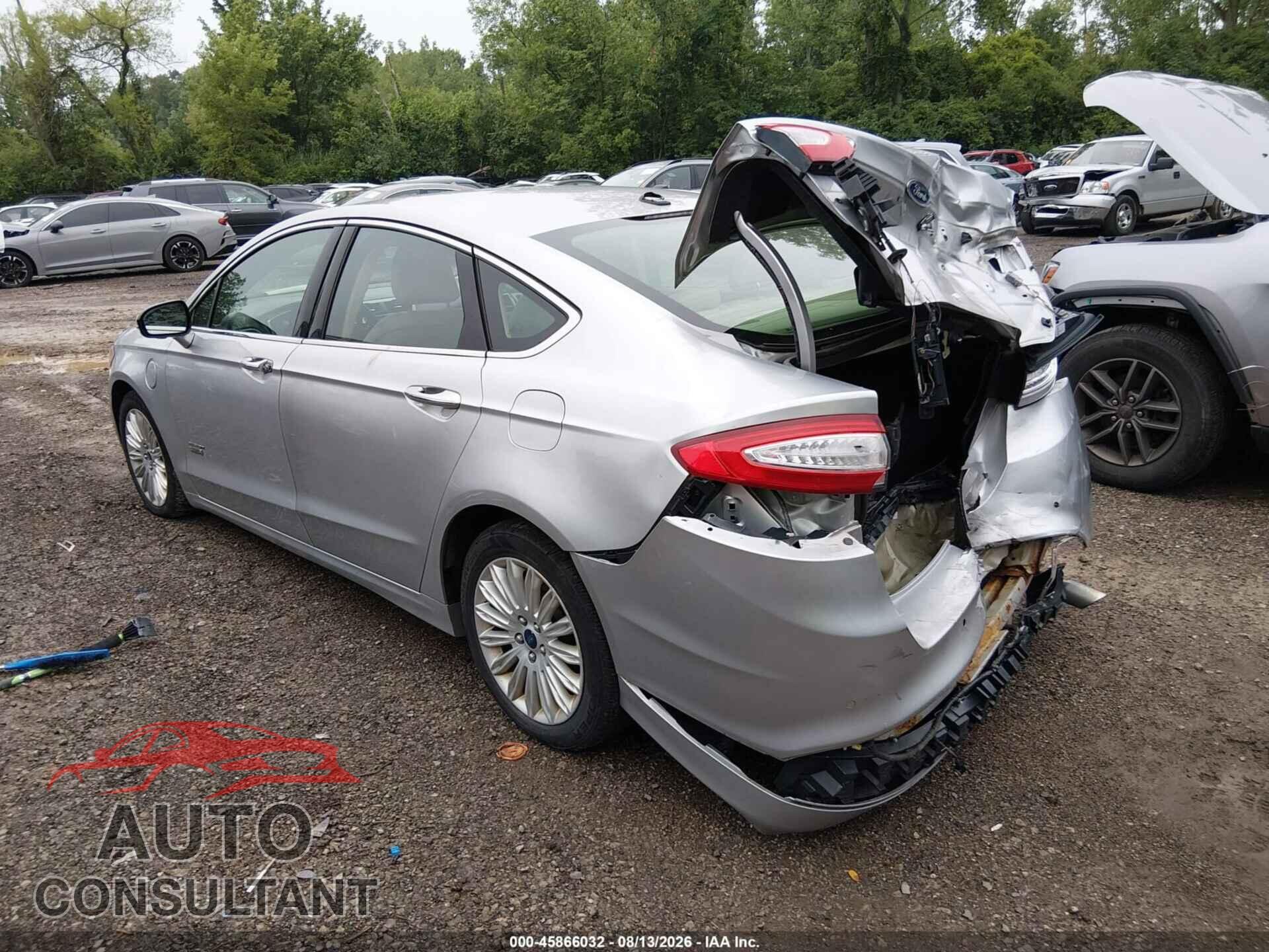 FORD FUSION ENERGI 2016 - 3FA6P0PU2GR263699