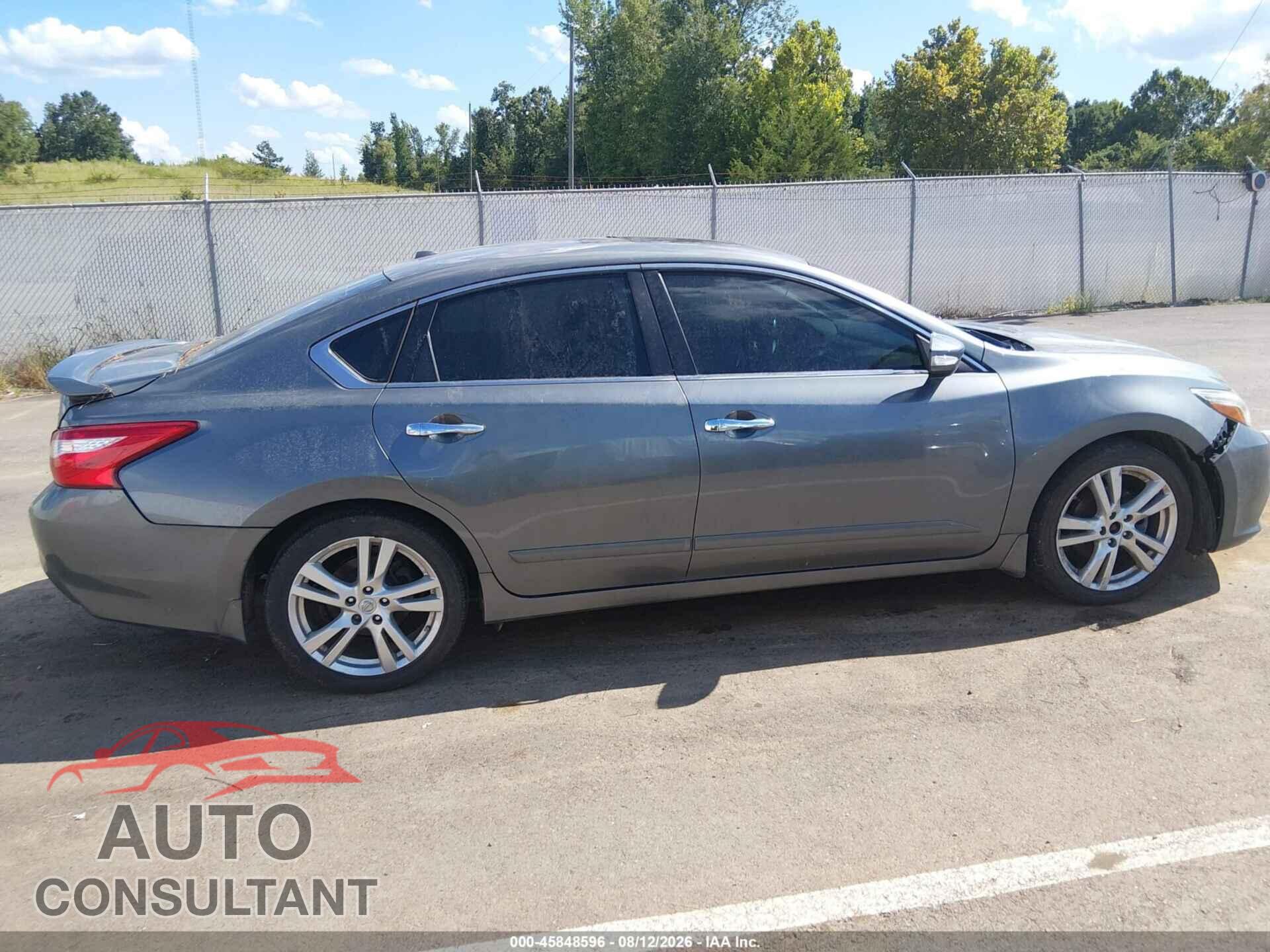 NISSAN ALTIMA 2017 - 1N4BL3AP2HC178585