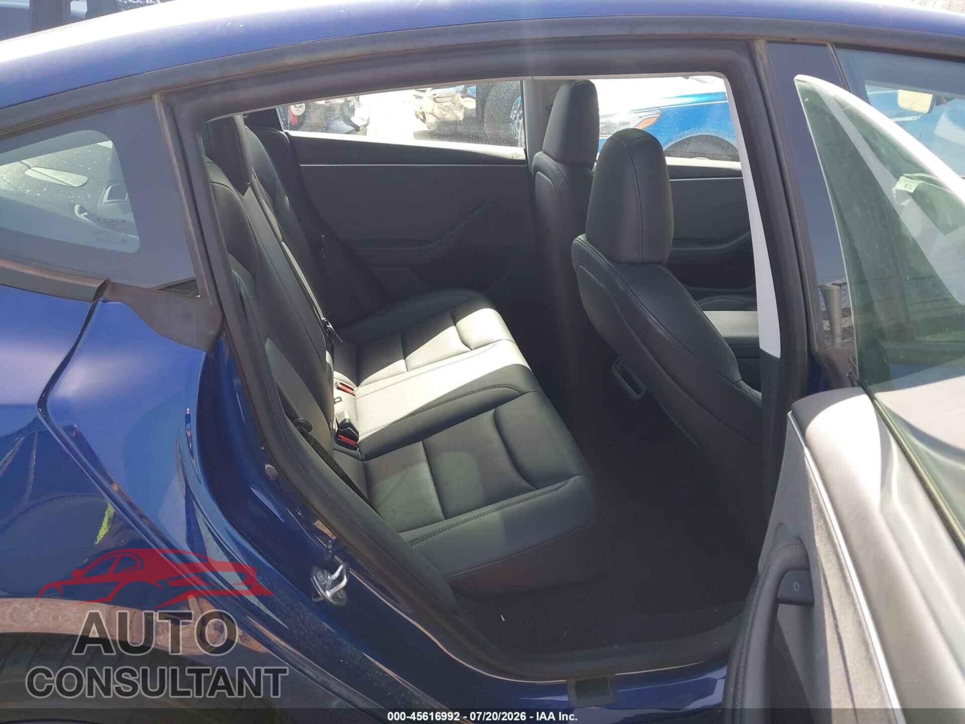TESLA MODEL 3 2025 - 5YJ3E1EA9SF912250