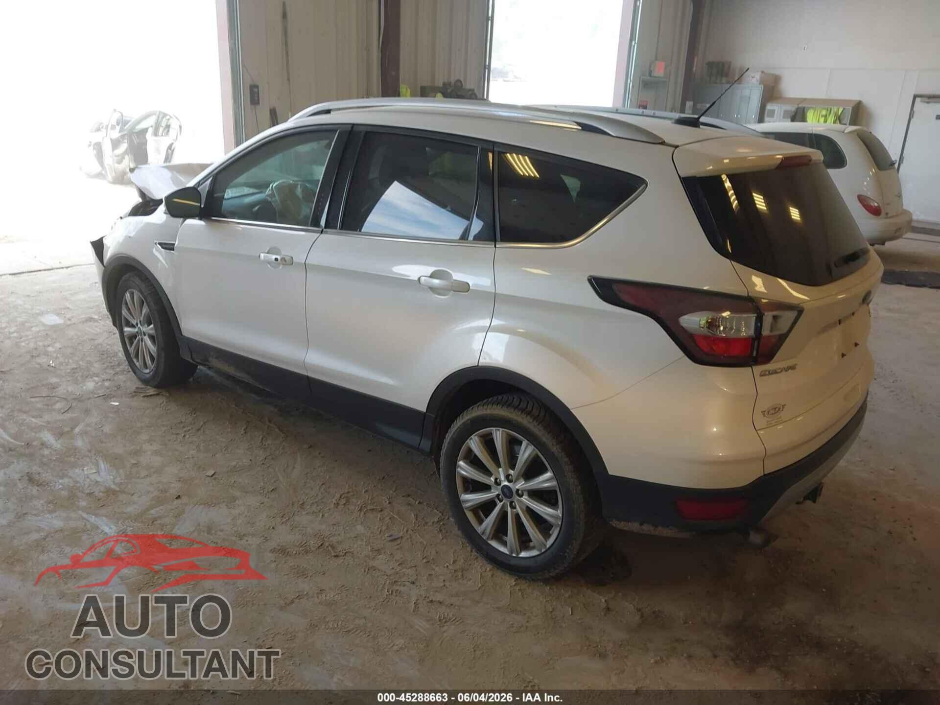 FORD ESCAPE 2017 - 1FMCU9JD6HUB51271