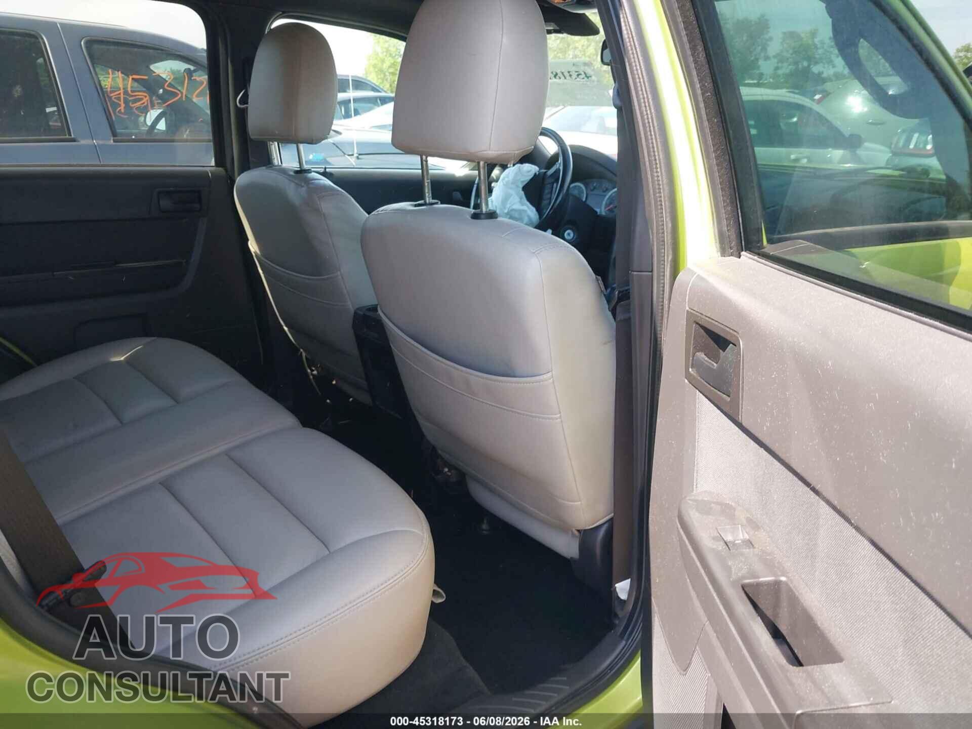 FORD ESCAPE 2011 - 1FMCU0D79BKB65069