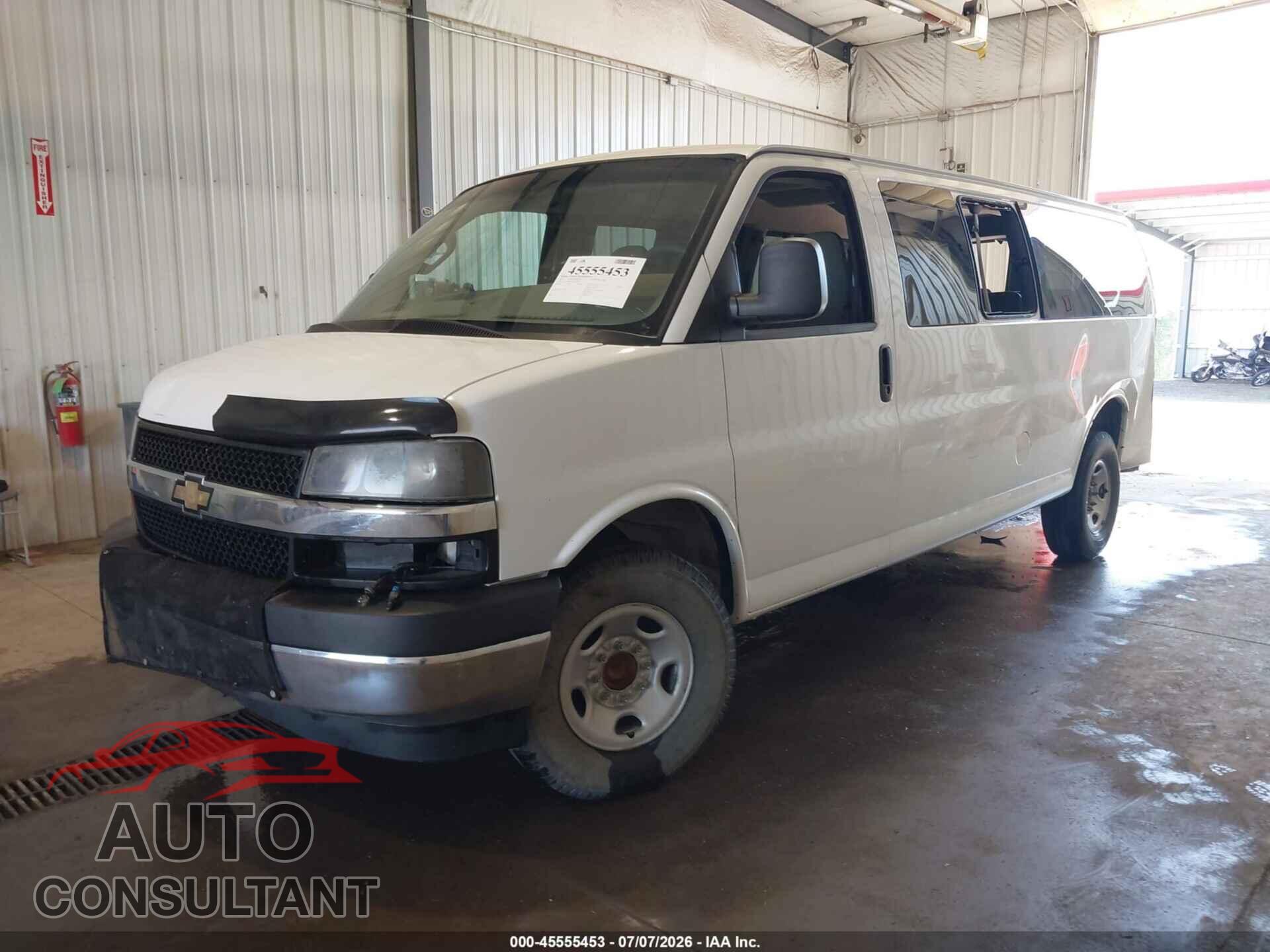 CHEVROLET EXPRESS 3500 2017 - 1GAZGPFG9H1275932