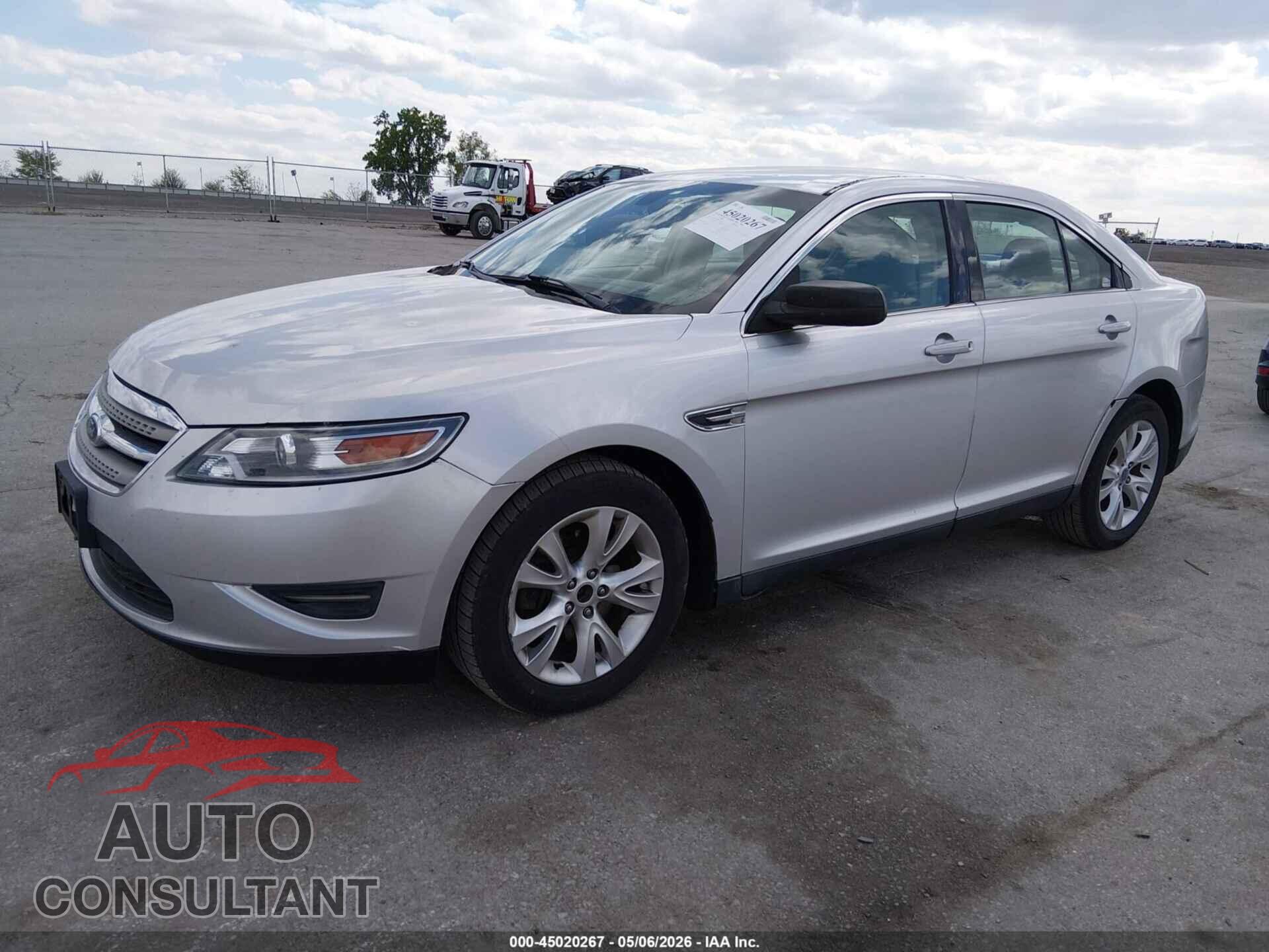FORD TAURUS 2011 - 1FAHP2EW8BG130339