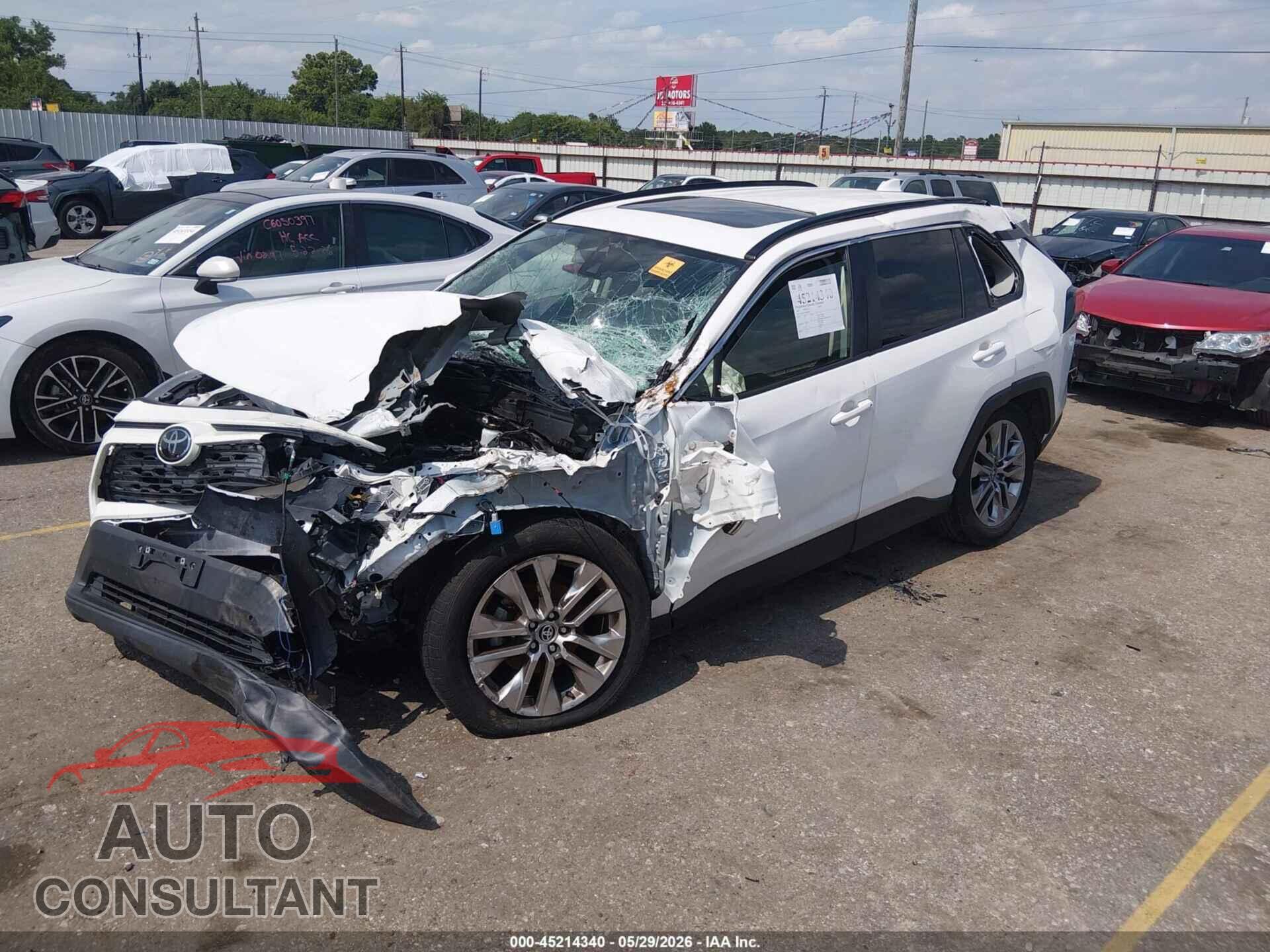 TOYOTA RAV4 2020 - JTMC1RFV8LD044228