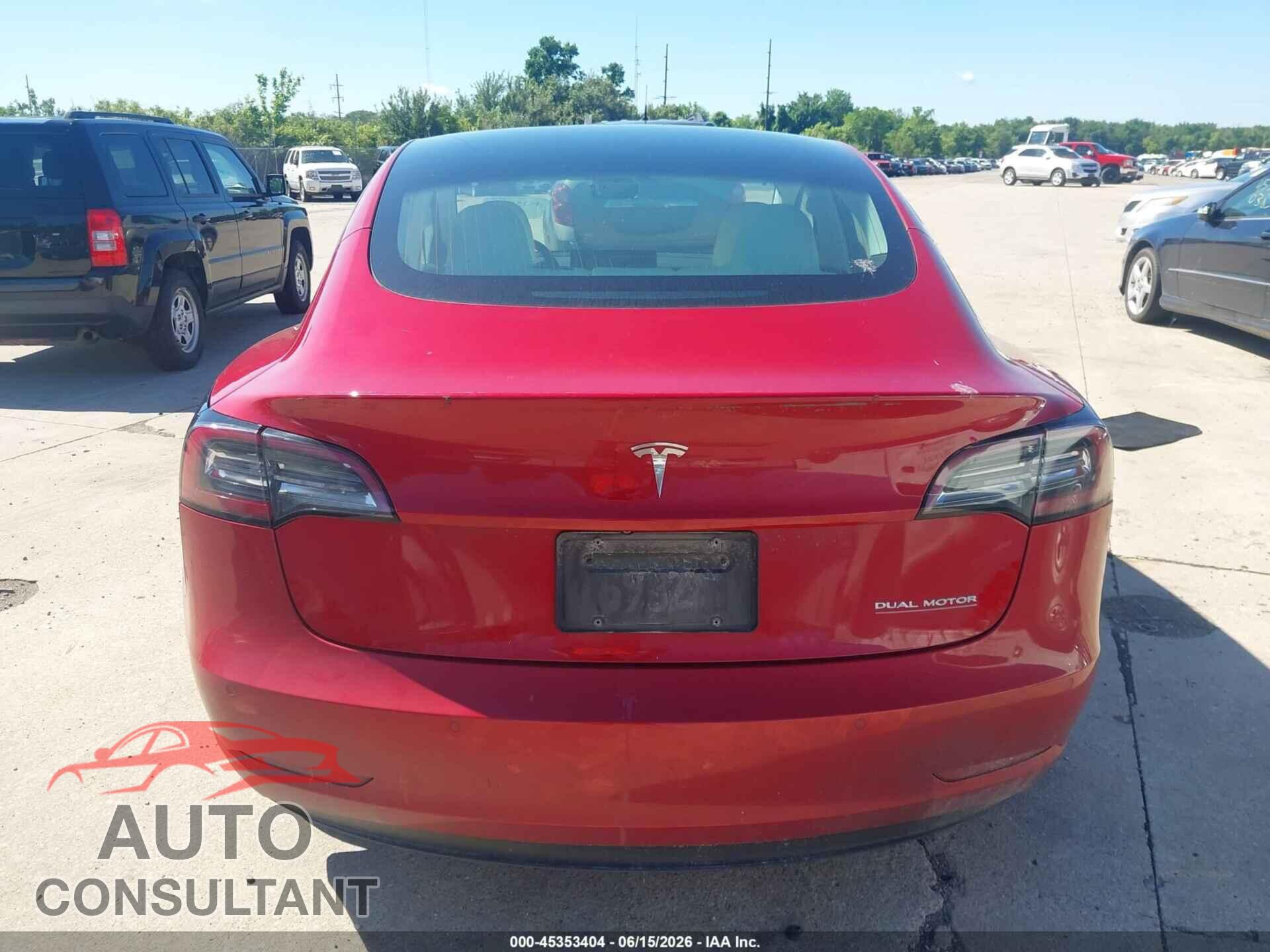 TESLA MODEL 3 2019 - 5YJ3E1EB6KF472688