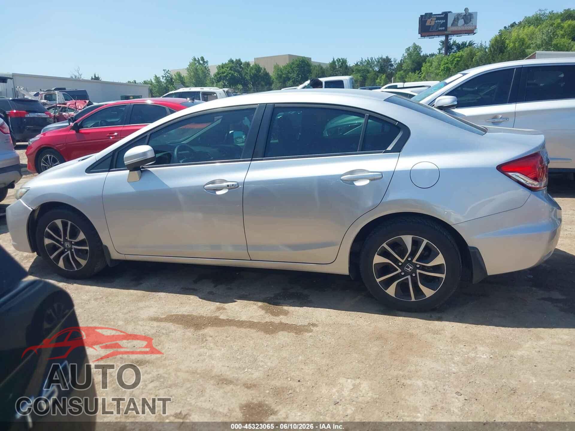 HONDA CIVIC 2015 - 19XFB2F85FE010147