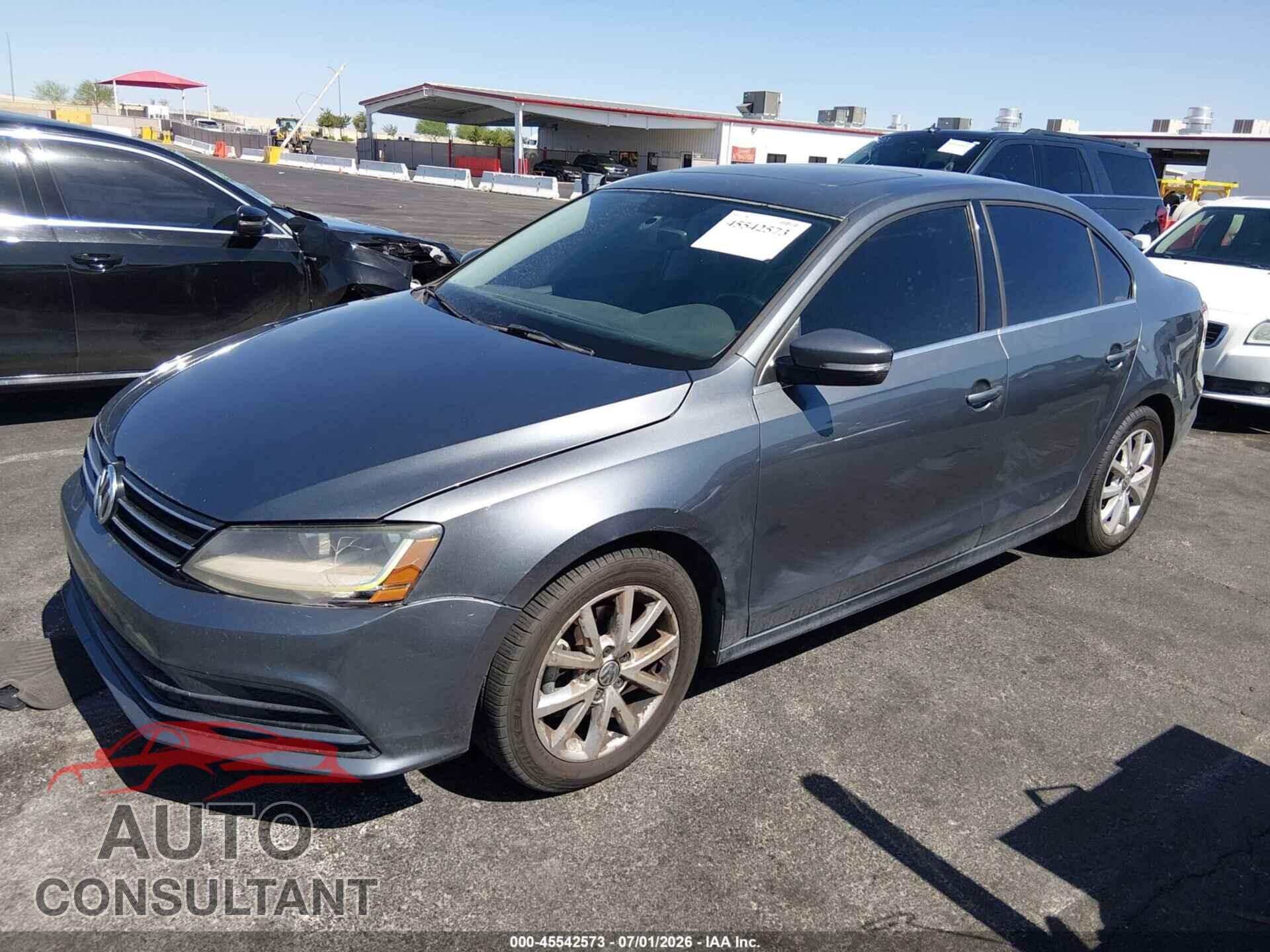 VOLKSWAGEN JETTA 2017 - 3VWDB7AJ5HM367316