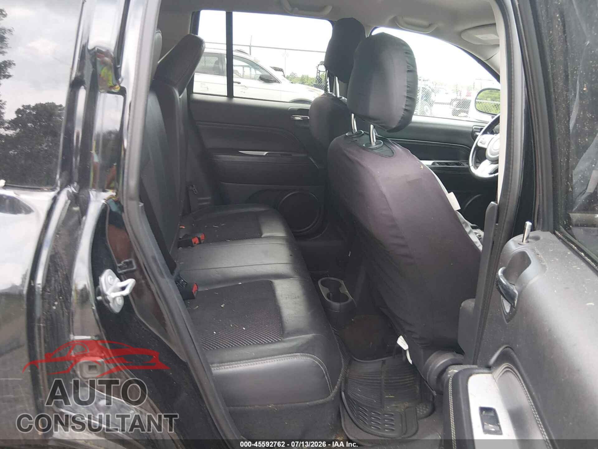 JEEP COMPASS 2015 - 1C4NJCEB7FD401416