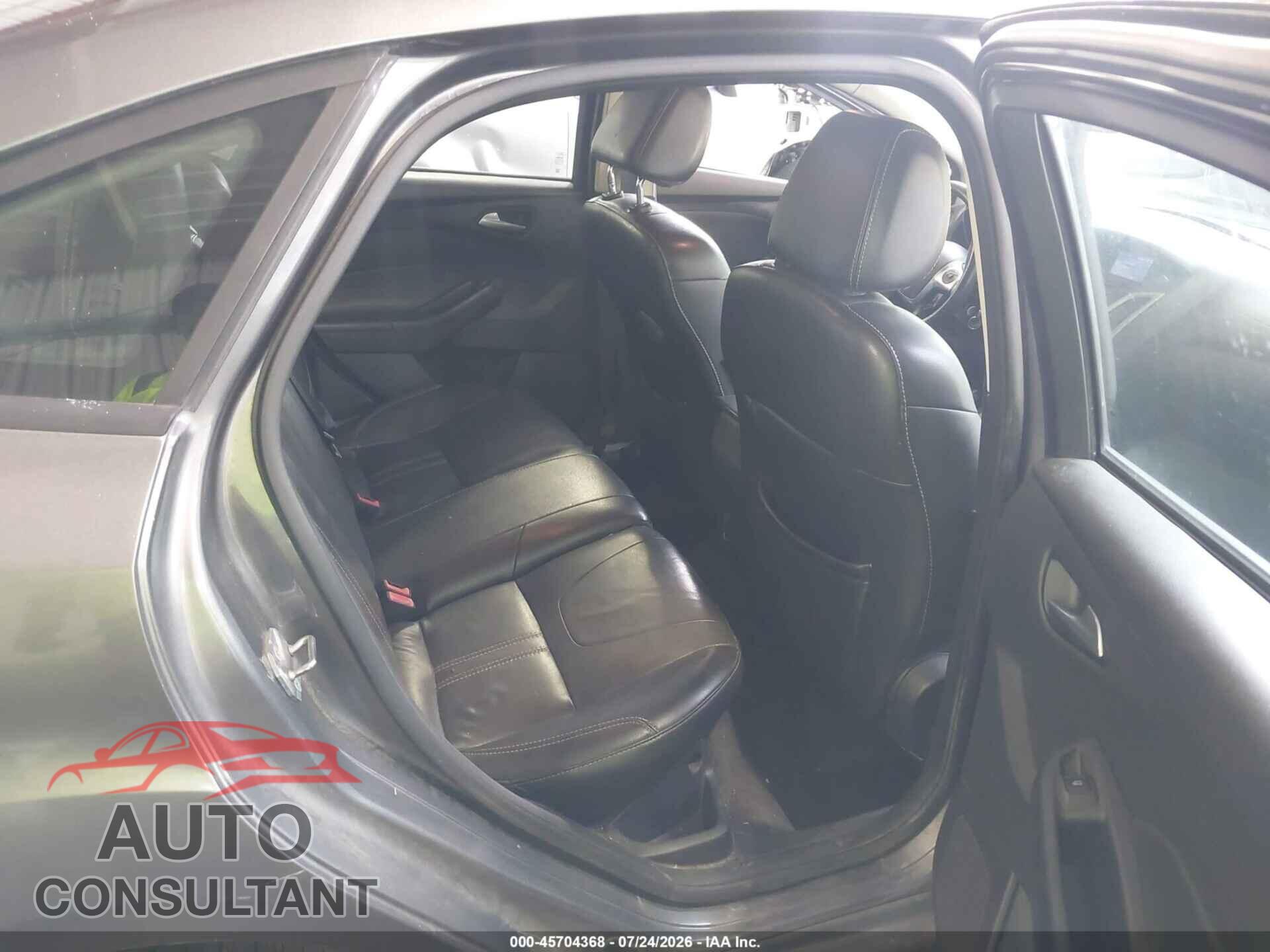 FORD FOCUS 2013 - 1FADP3F29DL104875