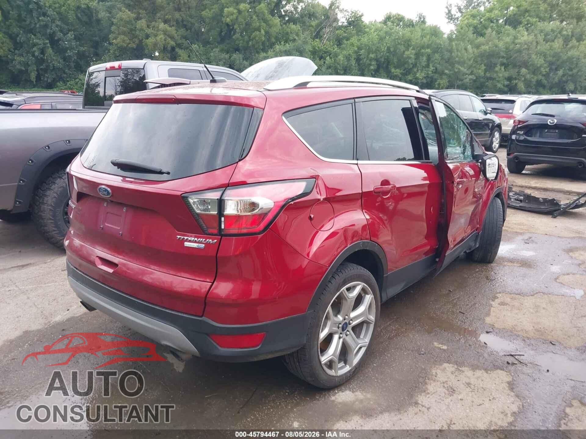 FORD ESCAPE 2017 - 1FMCU9J97HUE57598