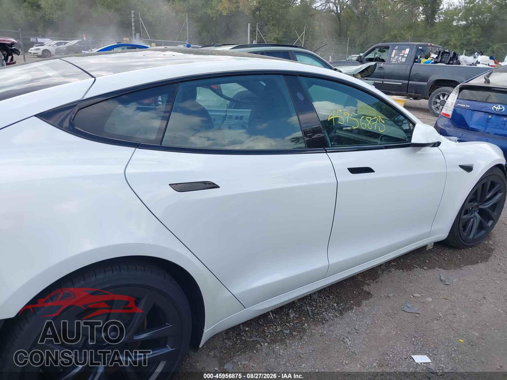 TESLA MODEL S 2023 - 5YJSA1E50PF499751