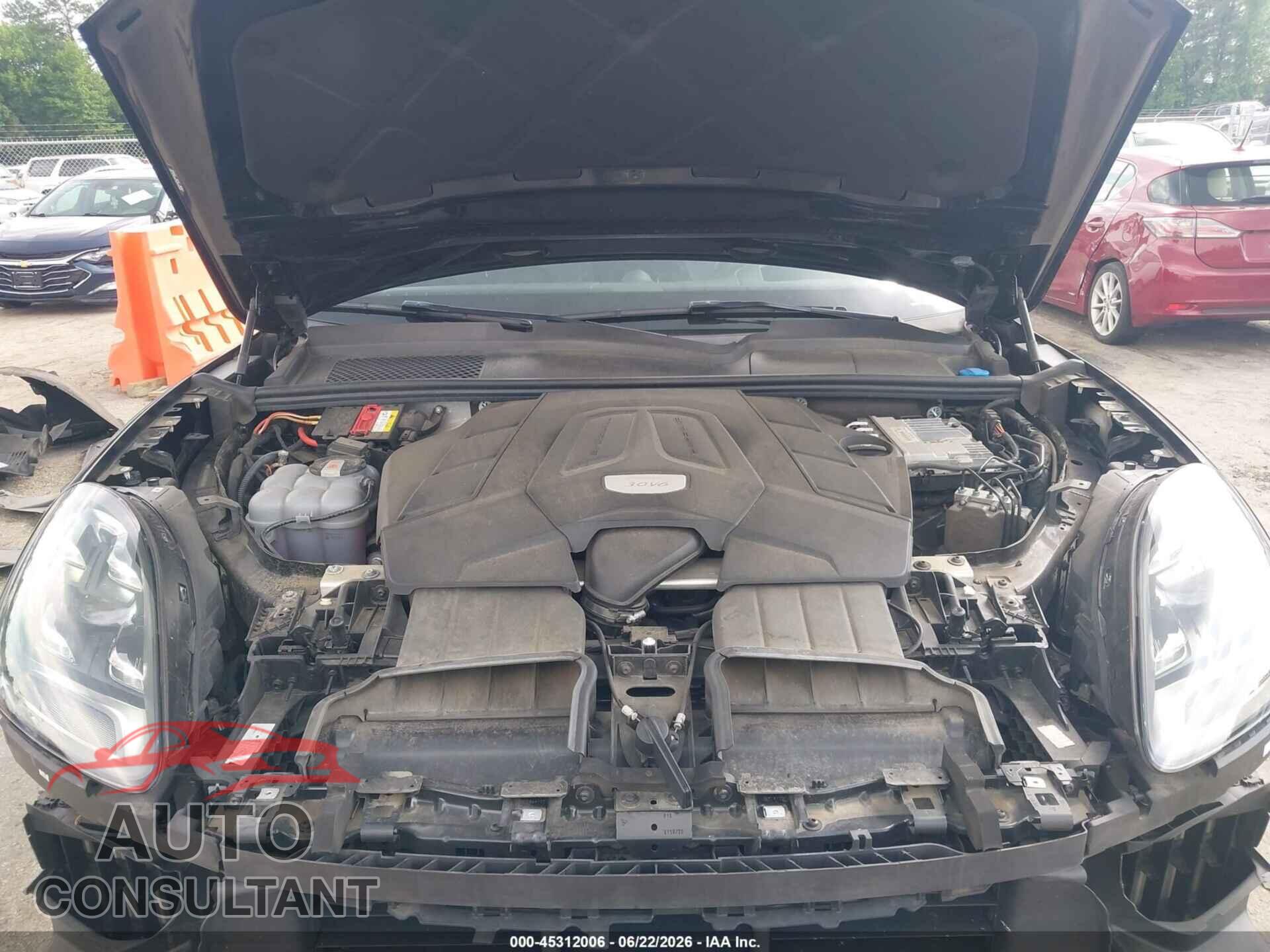 PORSCHE CAYENNE 2021 - WP1AA2AY1MDA05786