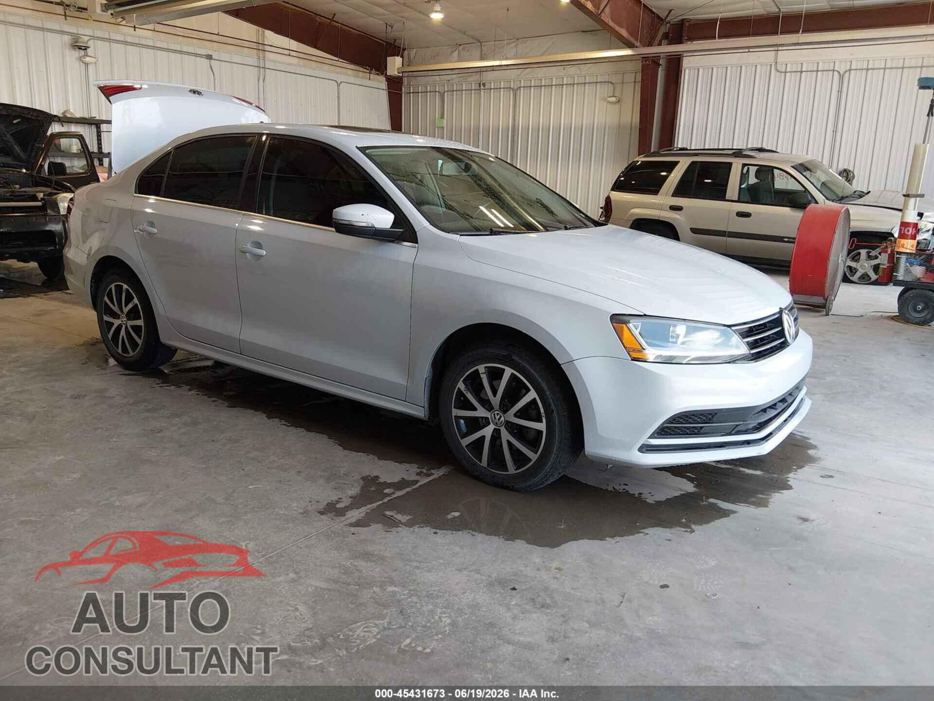 VOLKSWAGEN JETTA 2017 - 3VWDB7AJ6HM346975