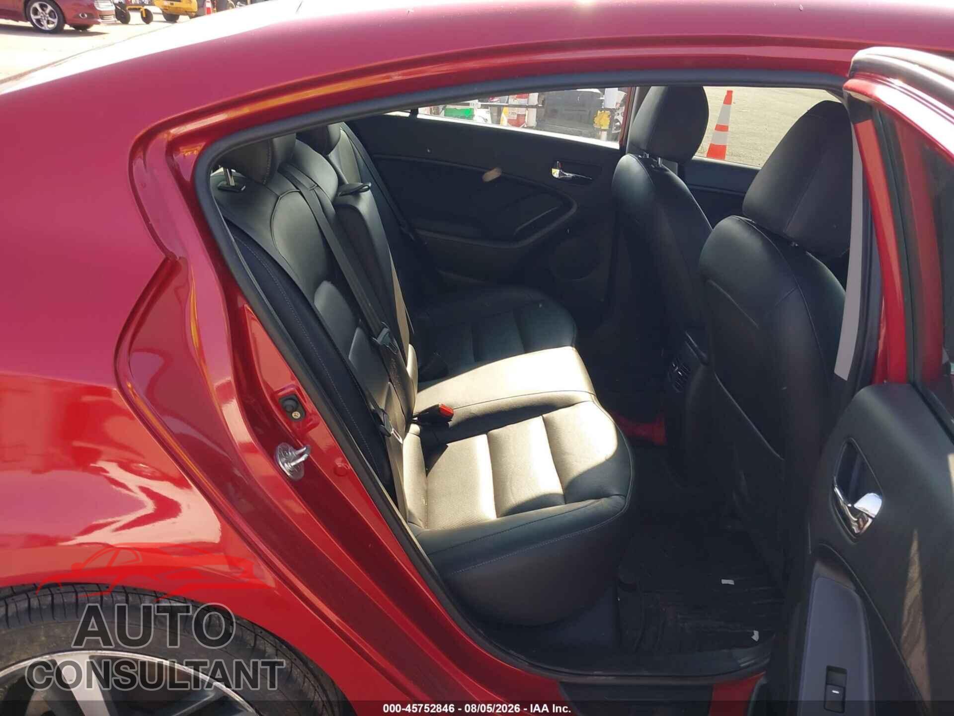 KIA FORTE 2017 - 3KPFL4A85HE003525