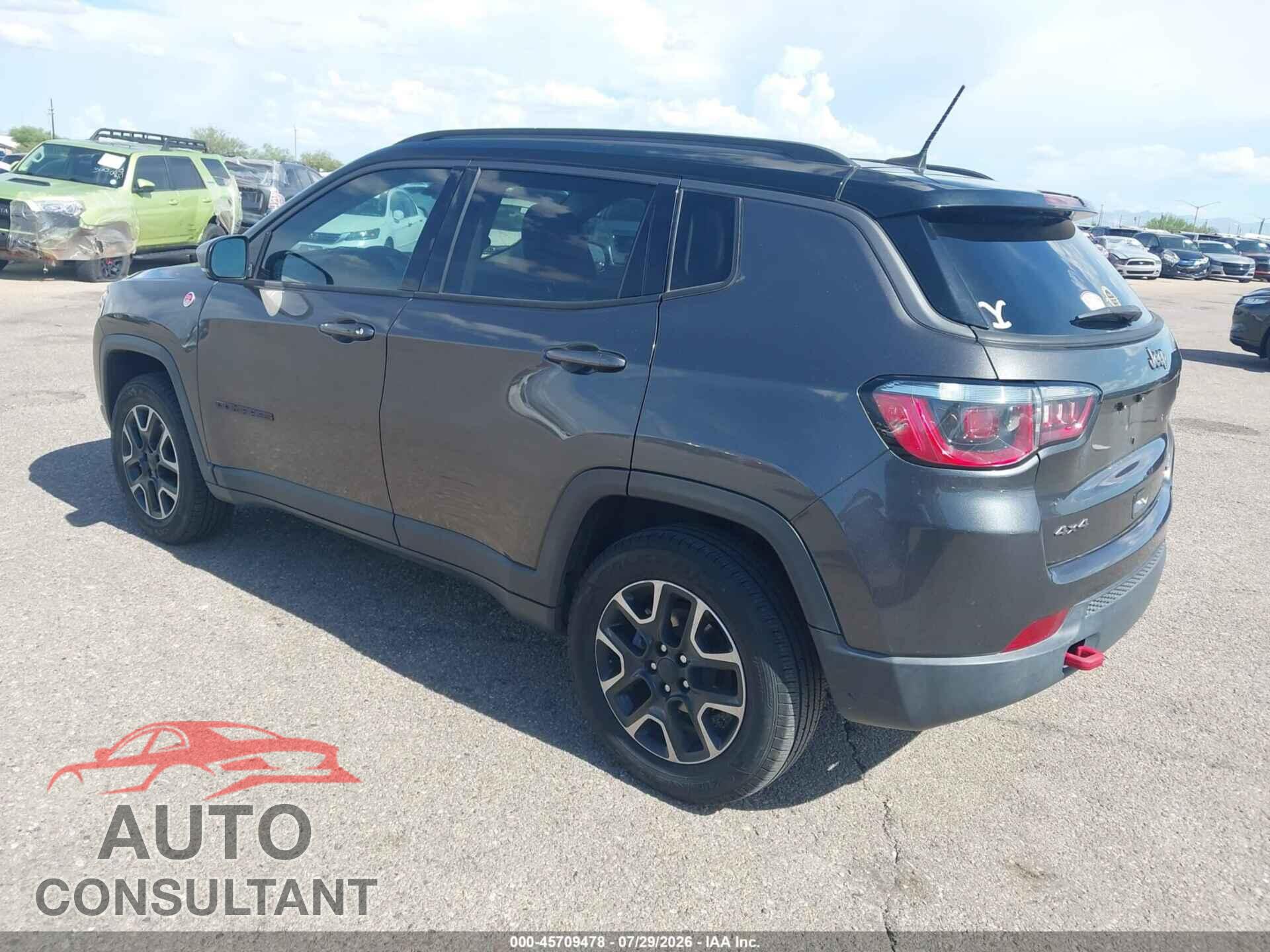 JEEP COMPASS 2018 - 3C4NJDDB4JT484975