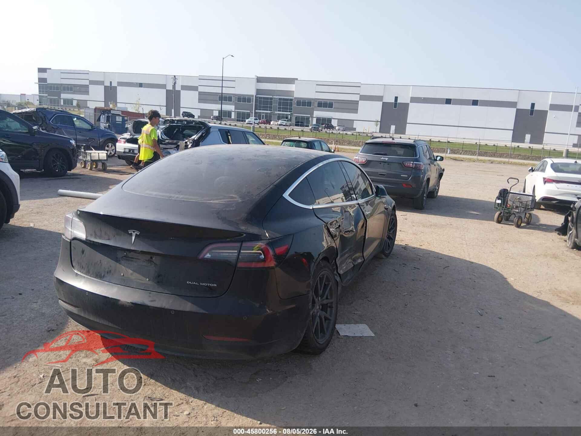 TESLA MODEL 3 2018 - 5YJ3E1EB0JF181991