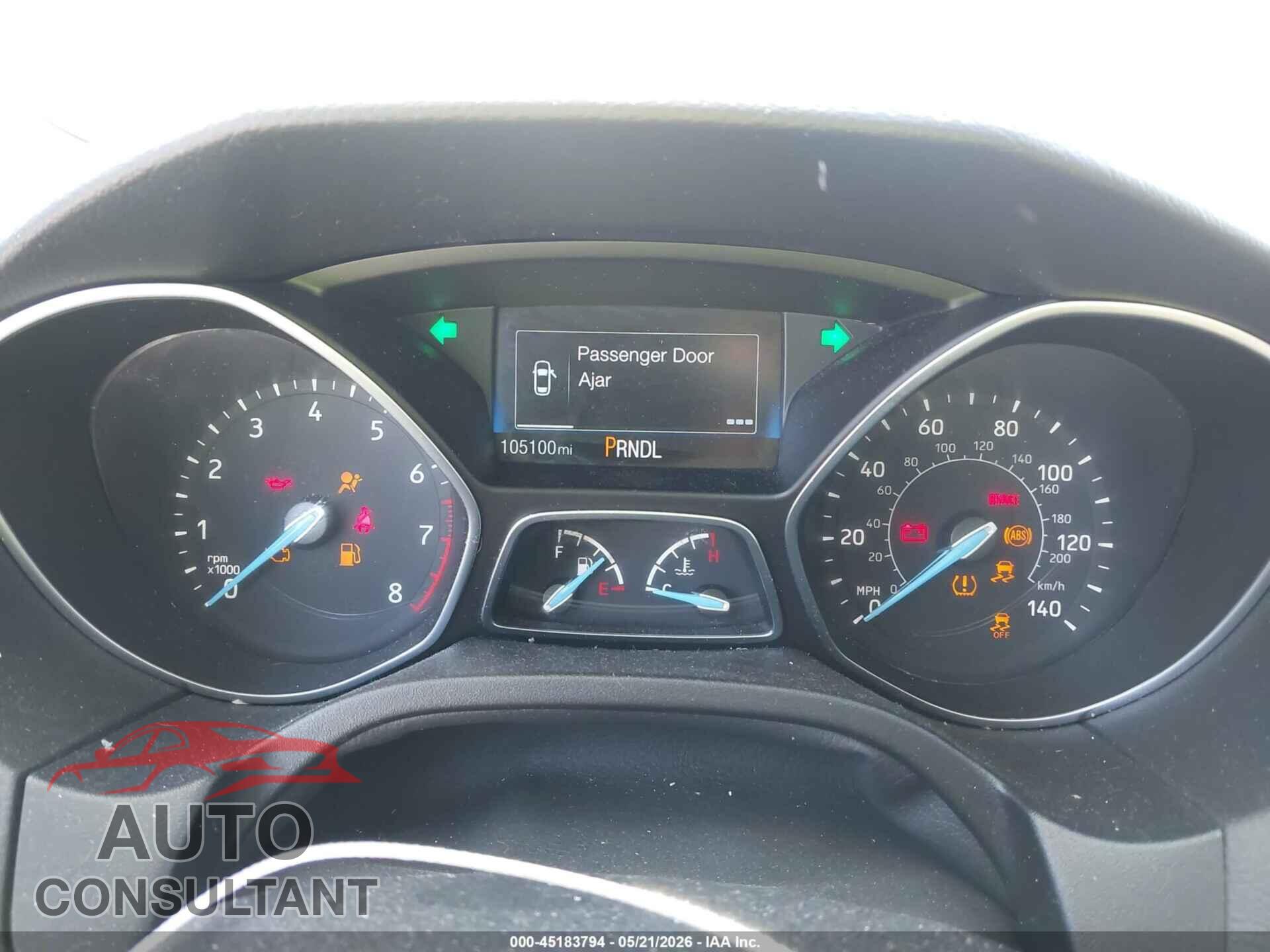 FORD FOCUS 2018 - 1FADP3E20JL304850