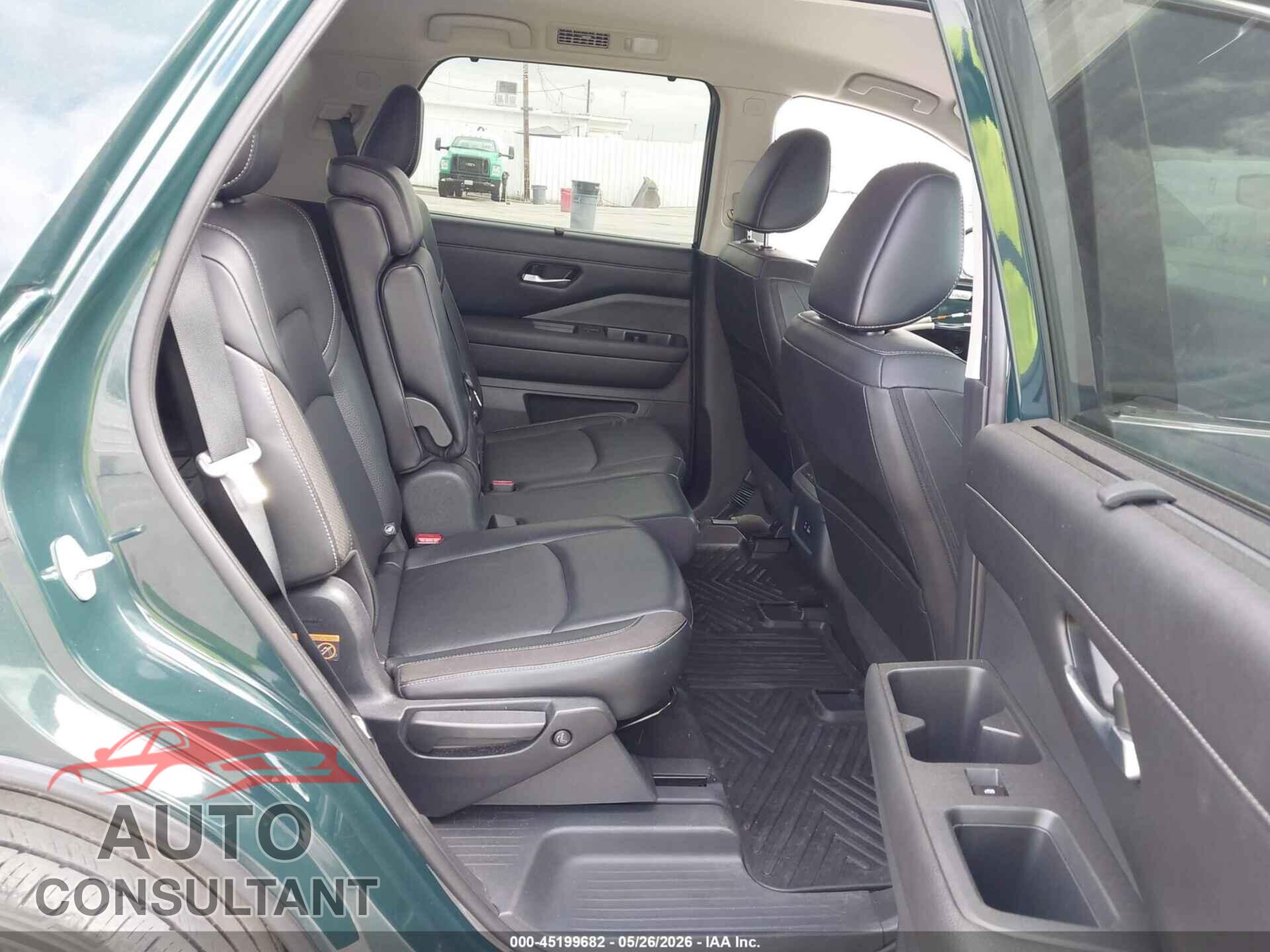 NISSAN PATHFINDER 2023 - 5N1DR3CA5PC212930