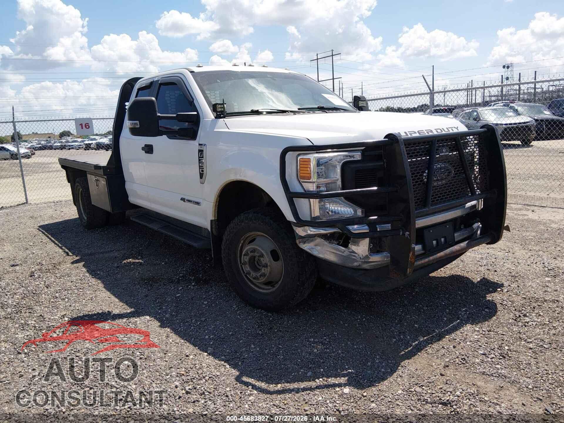 FORD F-350 CHASSIS 2020 - 1FD8X3HT0LED13146