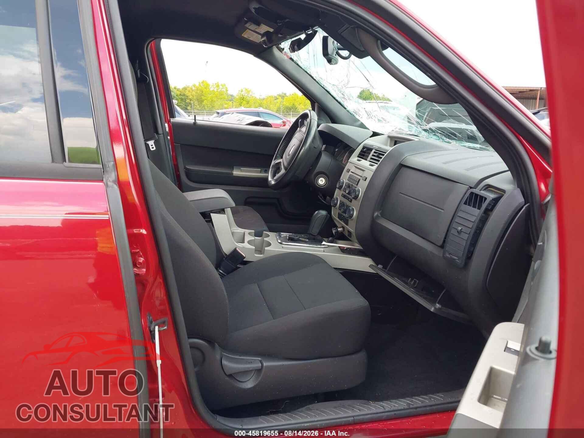 FORD ESCAPE 2010 - 1FMCU9DG6AKB90515