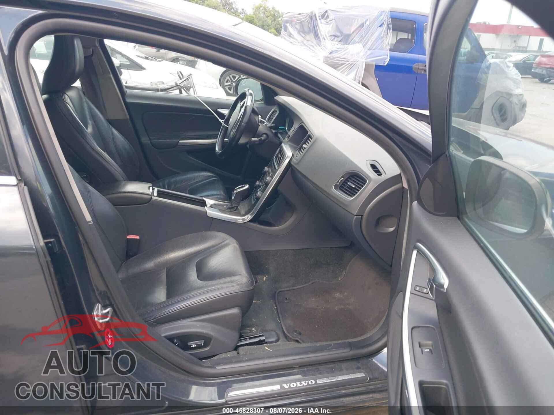 VOLVO S60 2014 - YV1612FH1E1289918