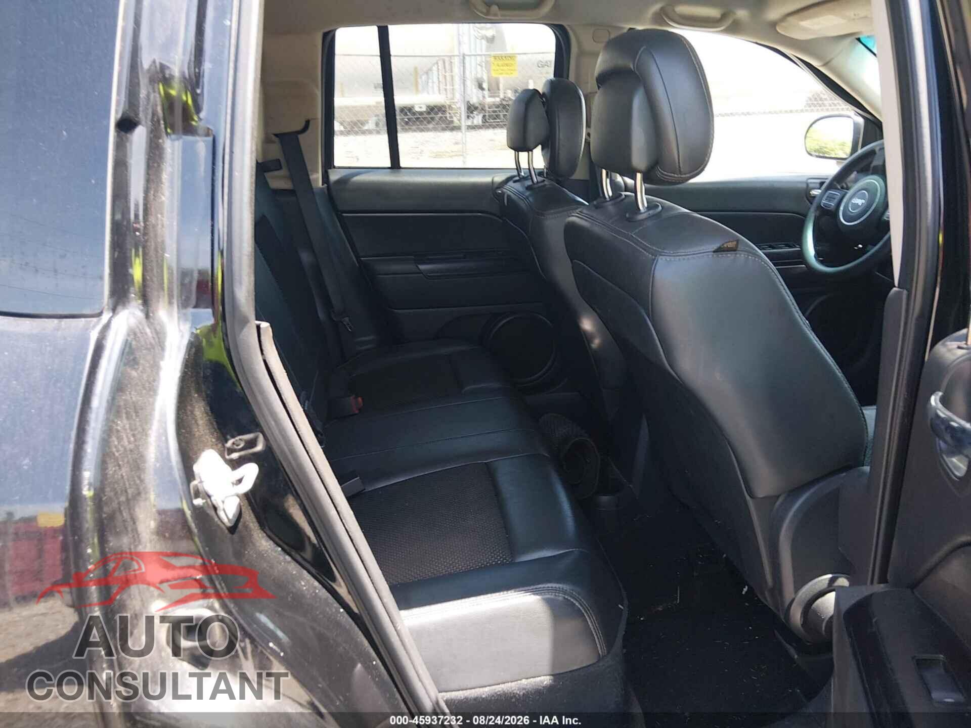 JEEP COMPASS 2014 - 1C4NJCBAXED679012