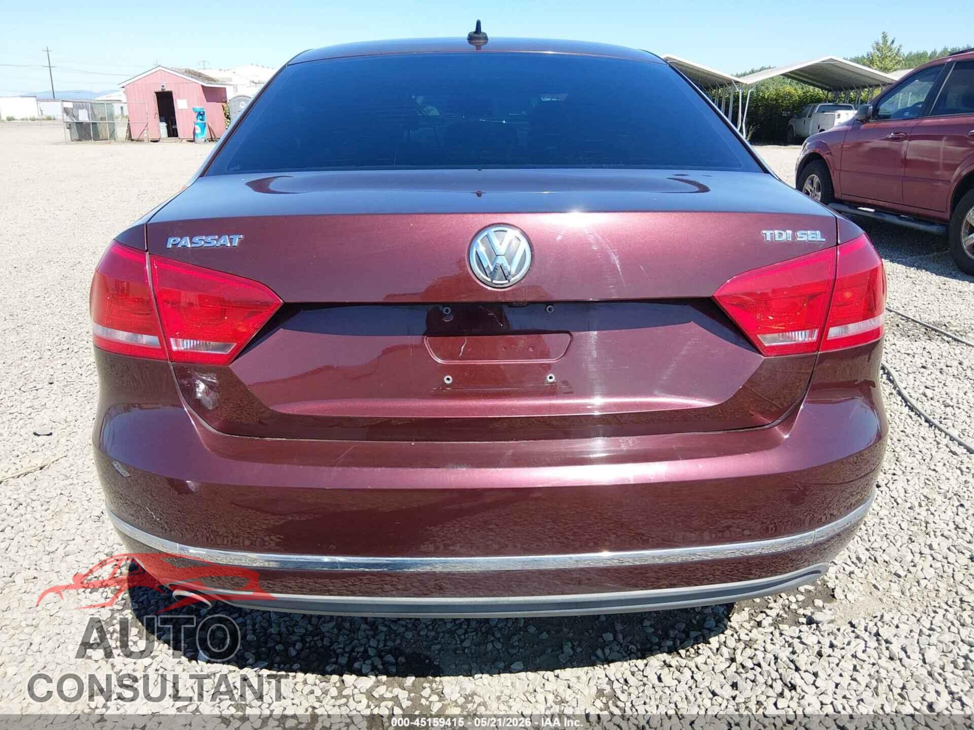 VOLKSWAGEN PASSAT 2014 - 1VWCN7A38EC006583