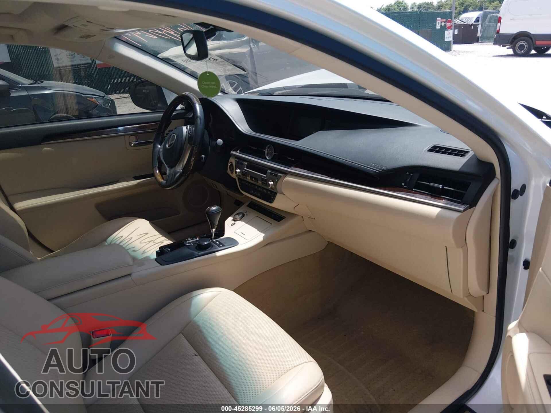 LEXUS ES 350 2014 - JTHBK1GG6E2090857
