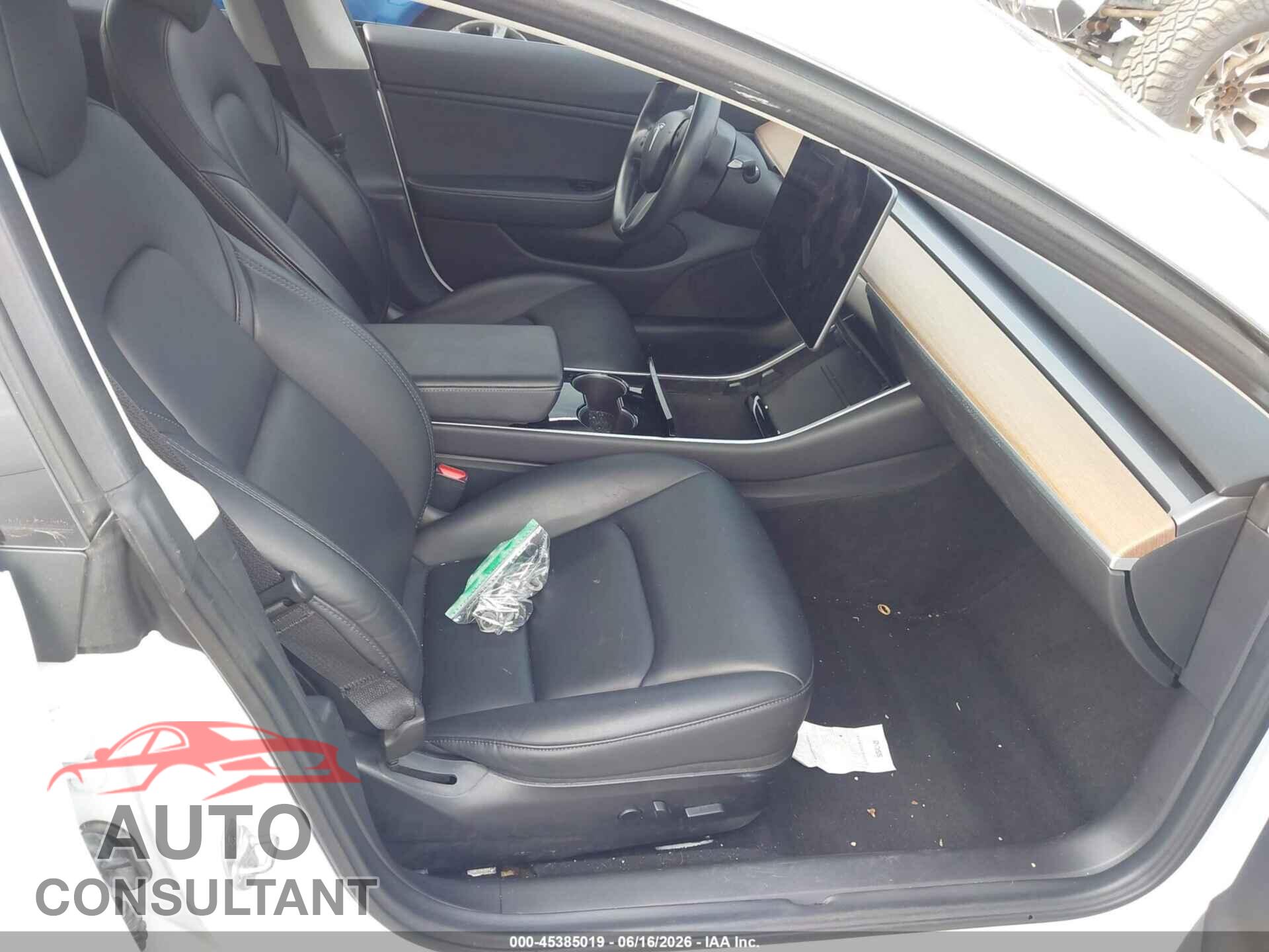 TESLA MODEL 3 2018 - 5YJ3E1EA3JF161905