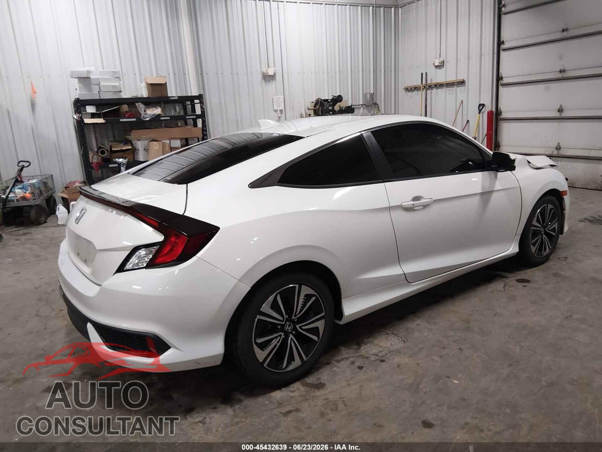 HONDA CIVIC 2017 - 2HGFC3A33HH352025