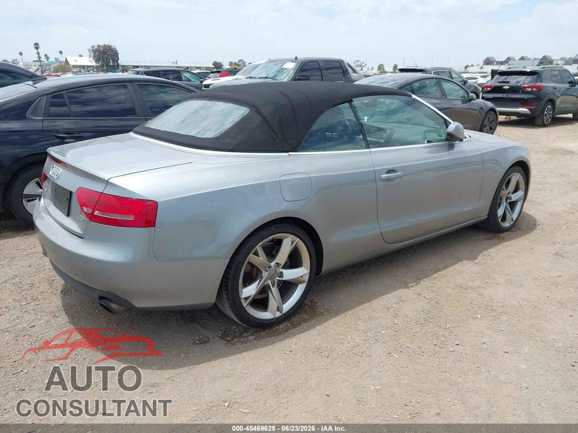 AUDI A5 2011 - WAUJFAFH6BN009908