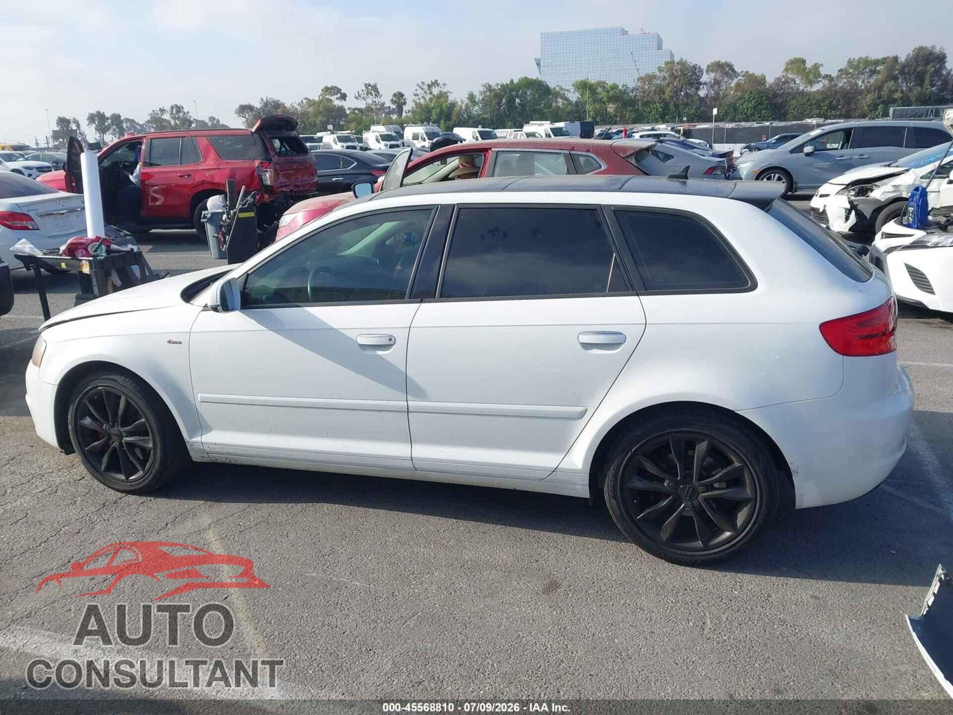 AUDI A3 2012 - WAUBEAFM2CA051781
