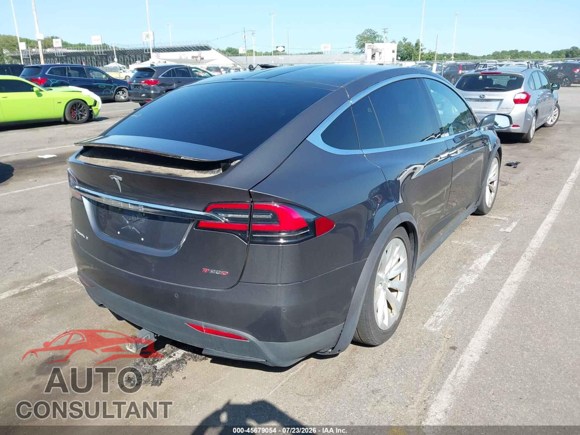 TESLA MODEL X 2016 - 5YJXCBE49GF002239