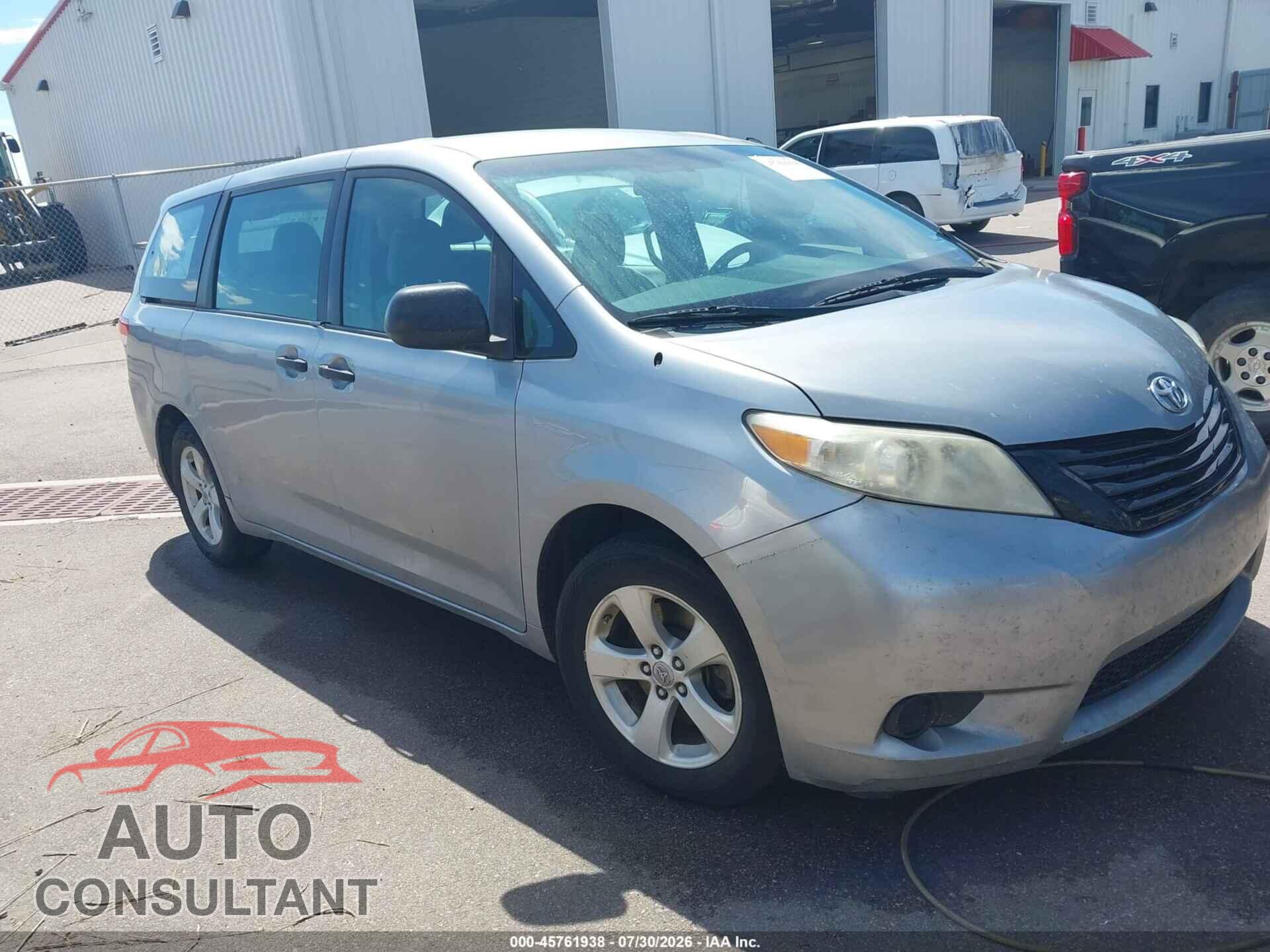 TOYOTA SIENNA 2011 - 5TDKA3DC3BS003048