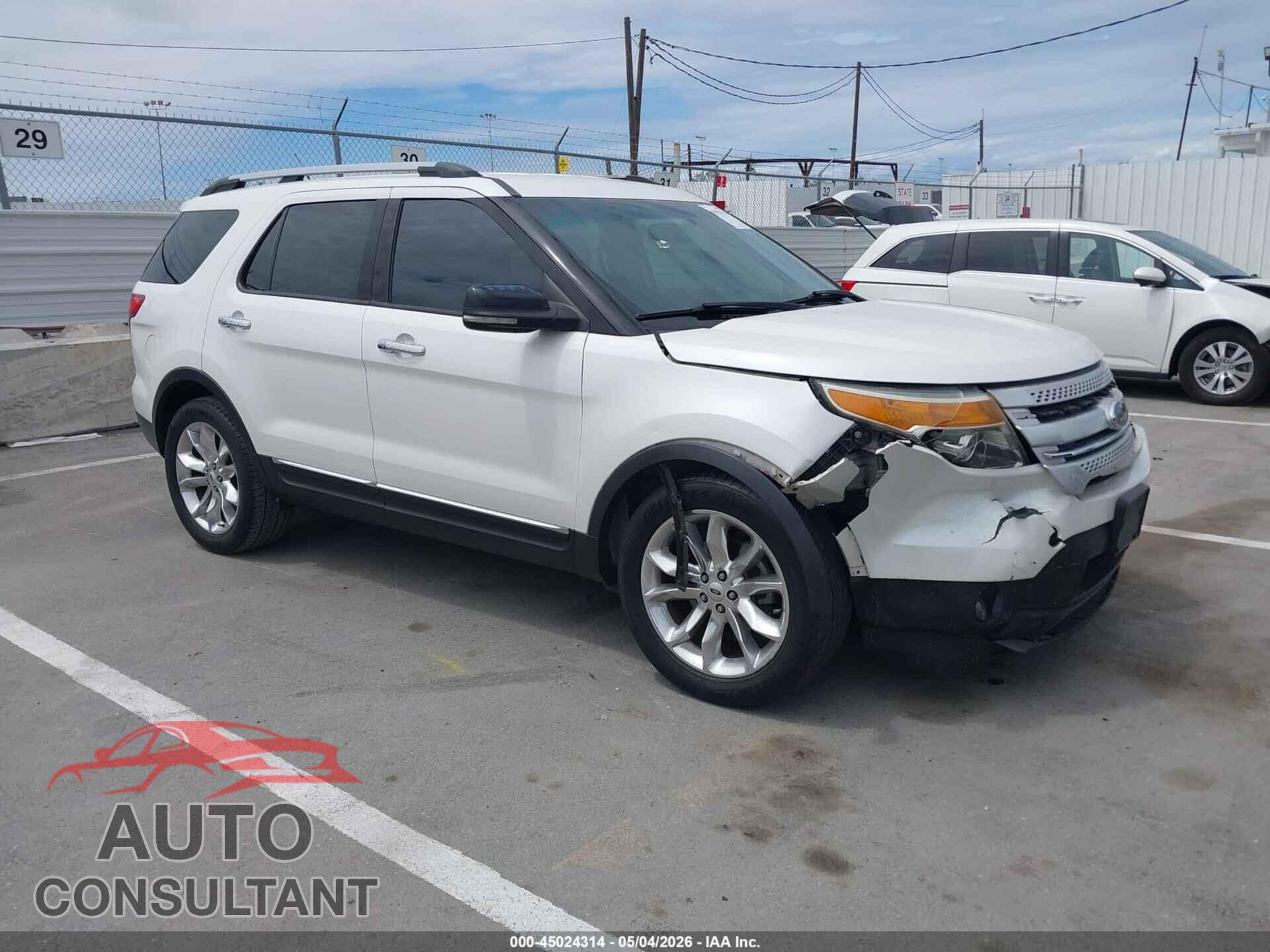 FORD EXPLORER 2013 - 1FM5K7D88DGA93495