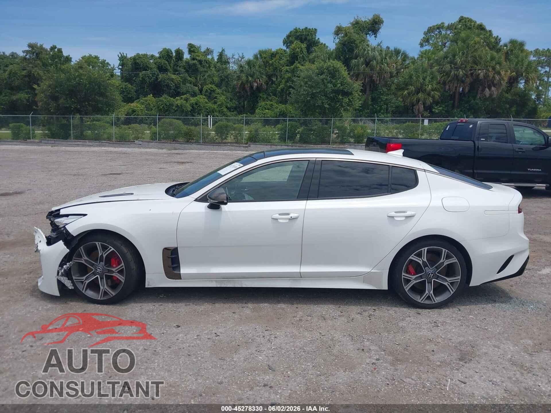 KIA STINGER 2018 - KNAE45LC3J6036788