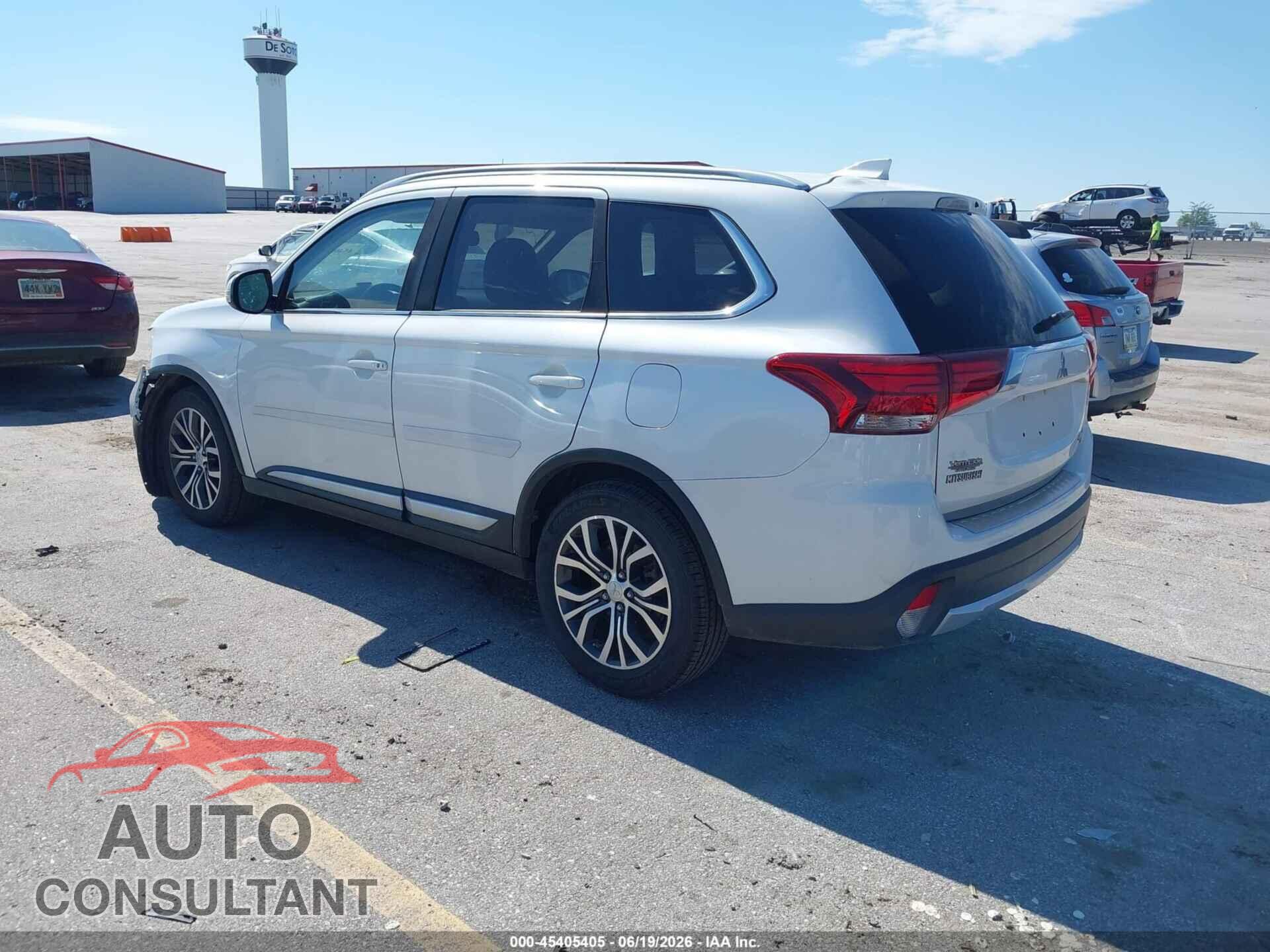 MITSUBISHI OUTLANDER 2017 - JA4AZ3A39HZ009057