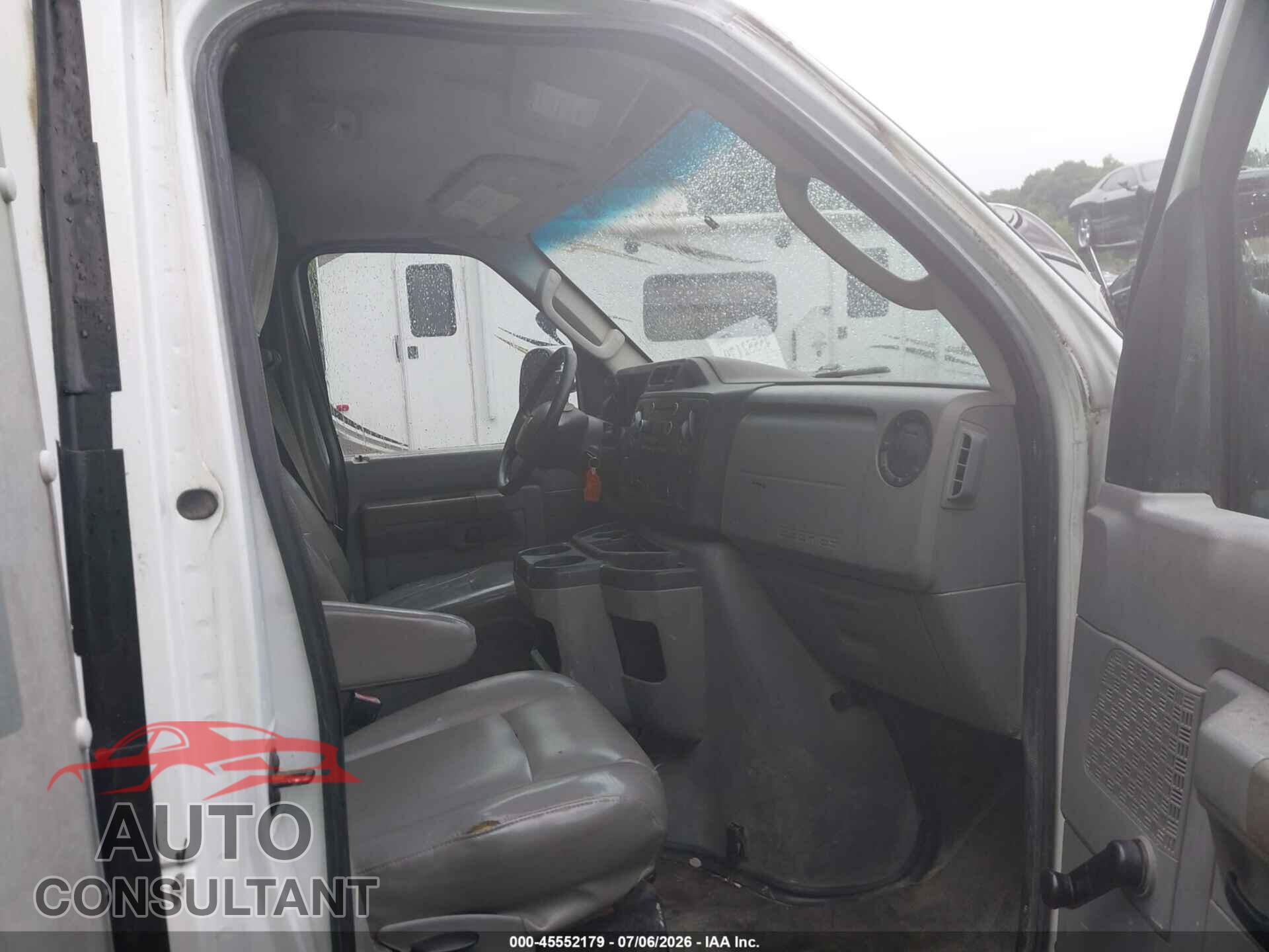 FORD E-350 CUTAWAY 2009 - 1FDWE35L09DA38703