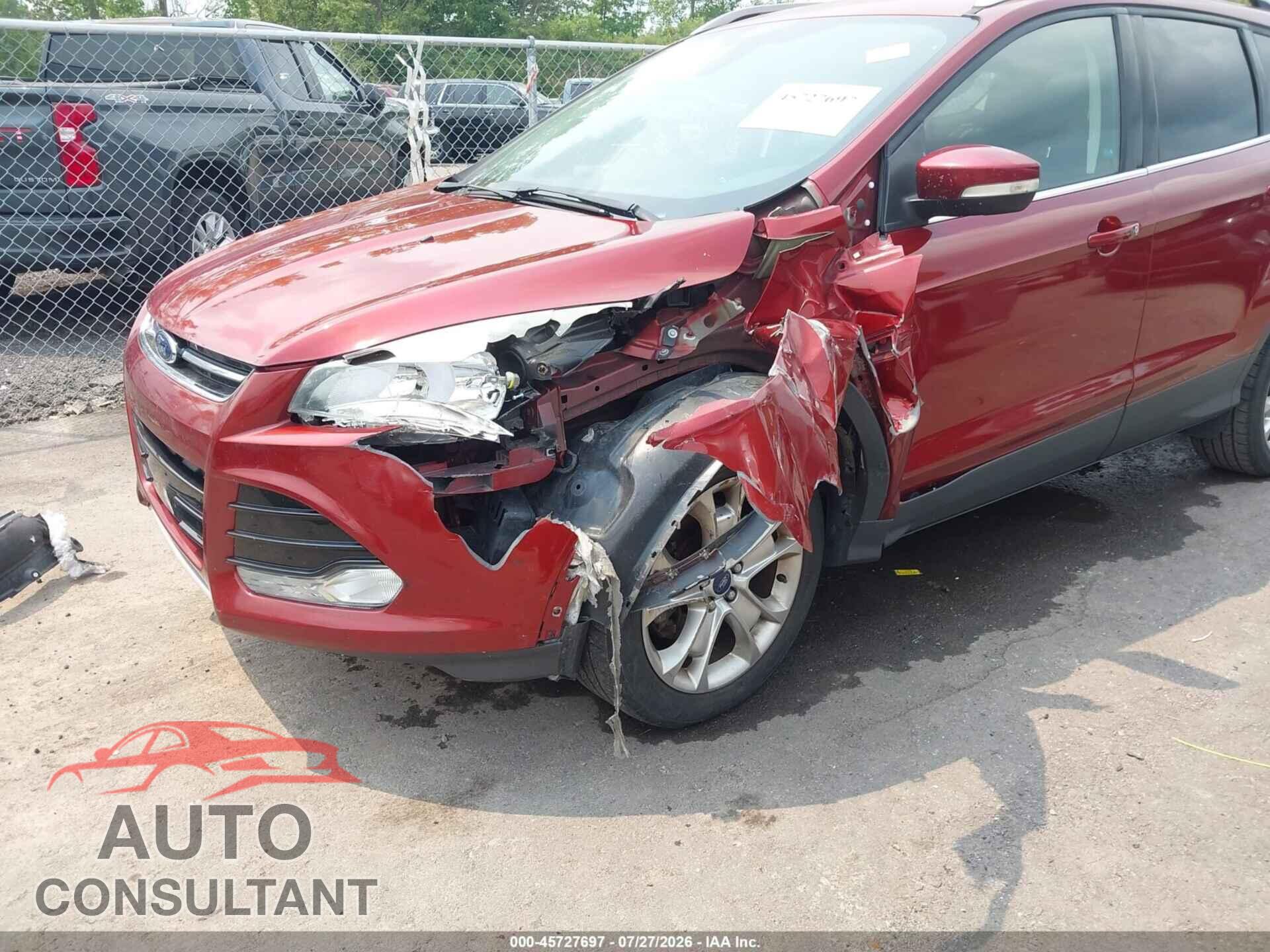 FORD ESCAPE 2015 - 1FMCU0J96FUB75266