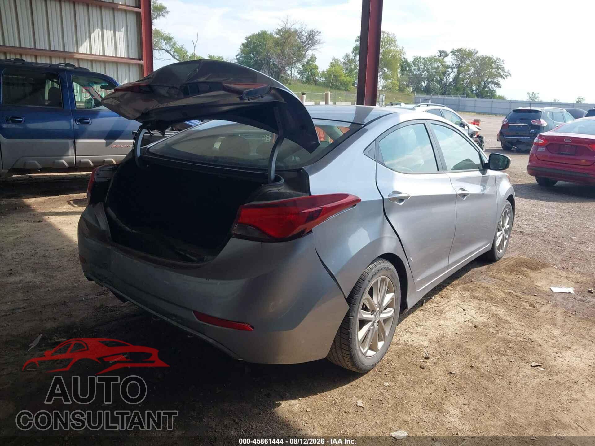 HYUNDAI ELANTRA 2016 - 5NPDH4AE5GH708091