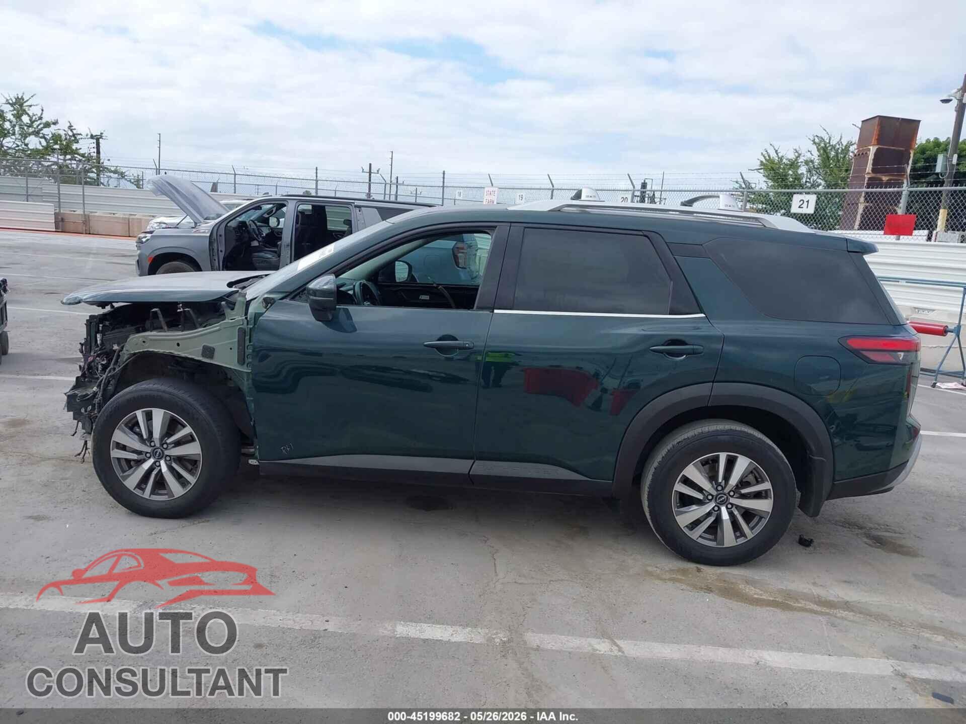 NISSAN PATHFINDER 2023 - 5N1DR3CA5PC212930