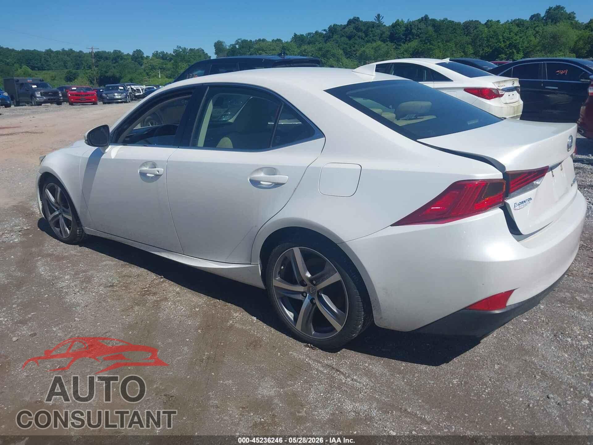 LEXUS IS 300 2018 - JTHC81D22J5033379