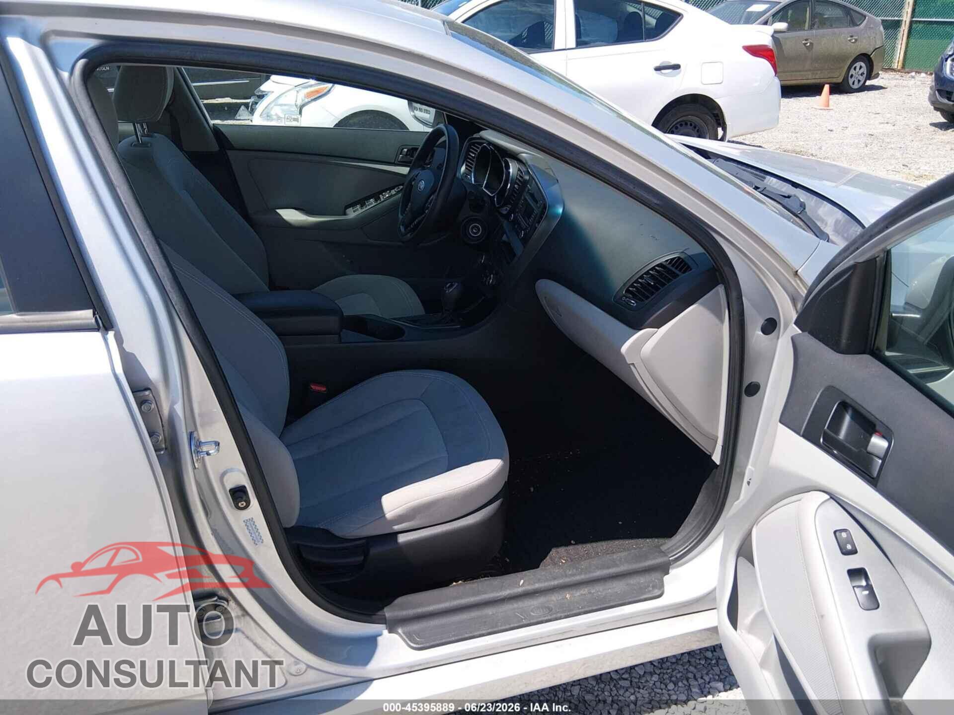 KIA OPTIMA 2011 - KNAGM4A73B5166618