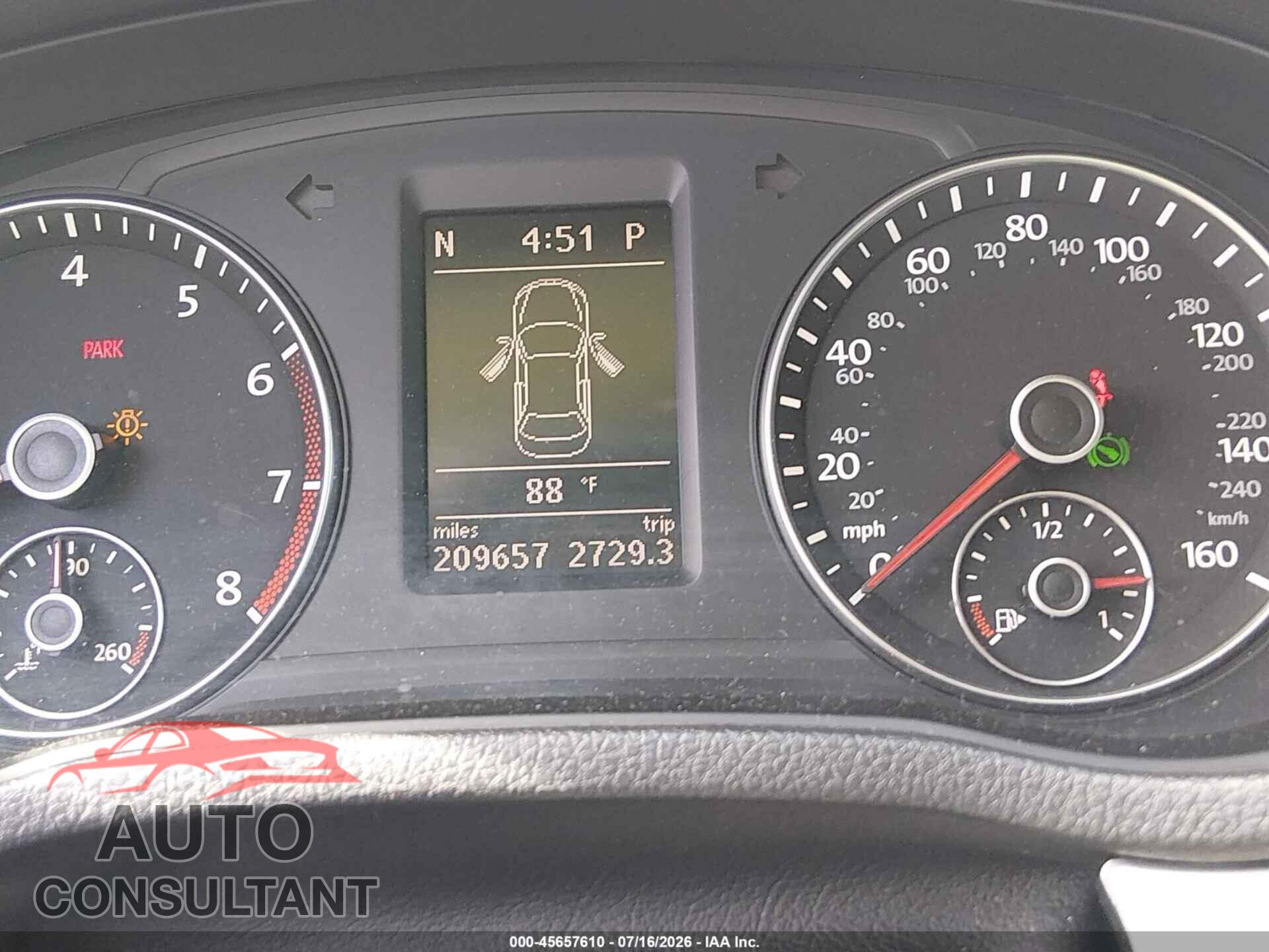 VOLKSWAGEN PASSAT 2012 - 1VWBH7A39CC013638