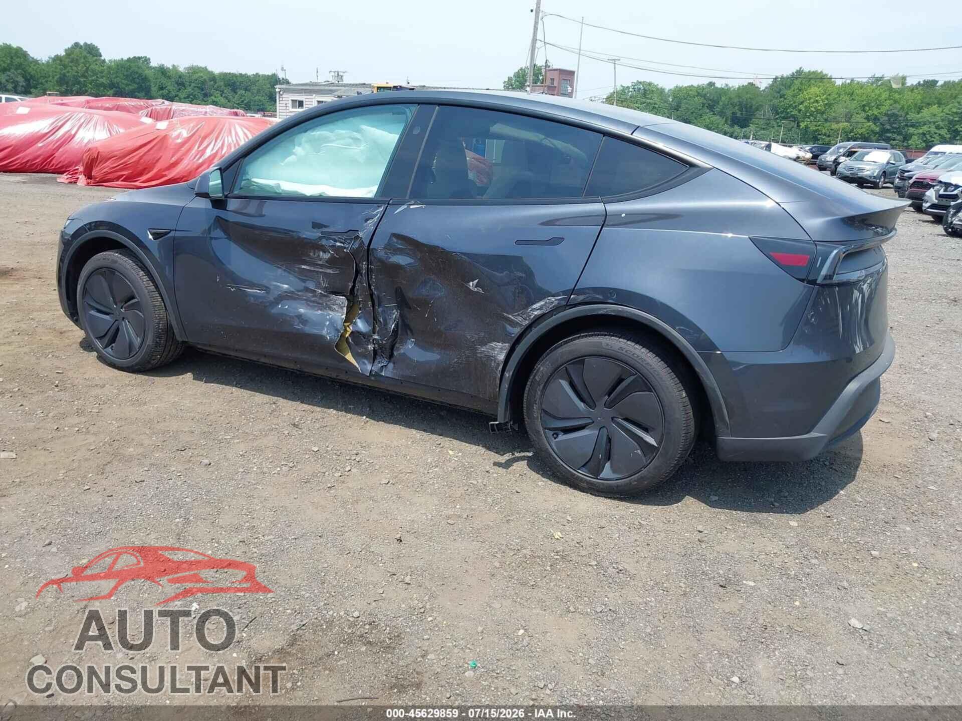 TESLA MODEL Y 2026 - 7SAYGDEE9TA454988